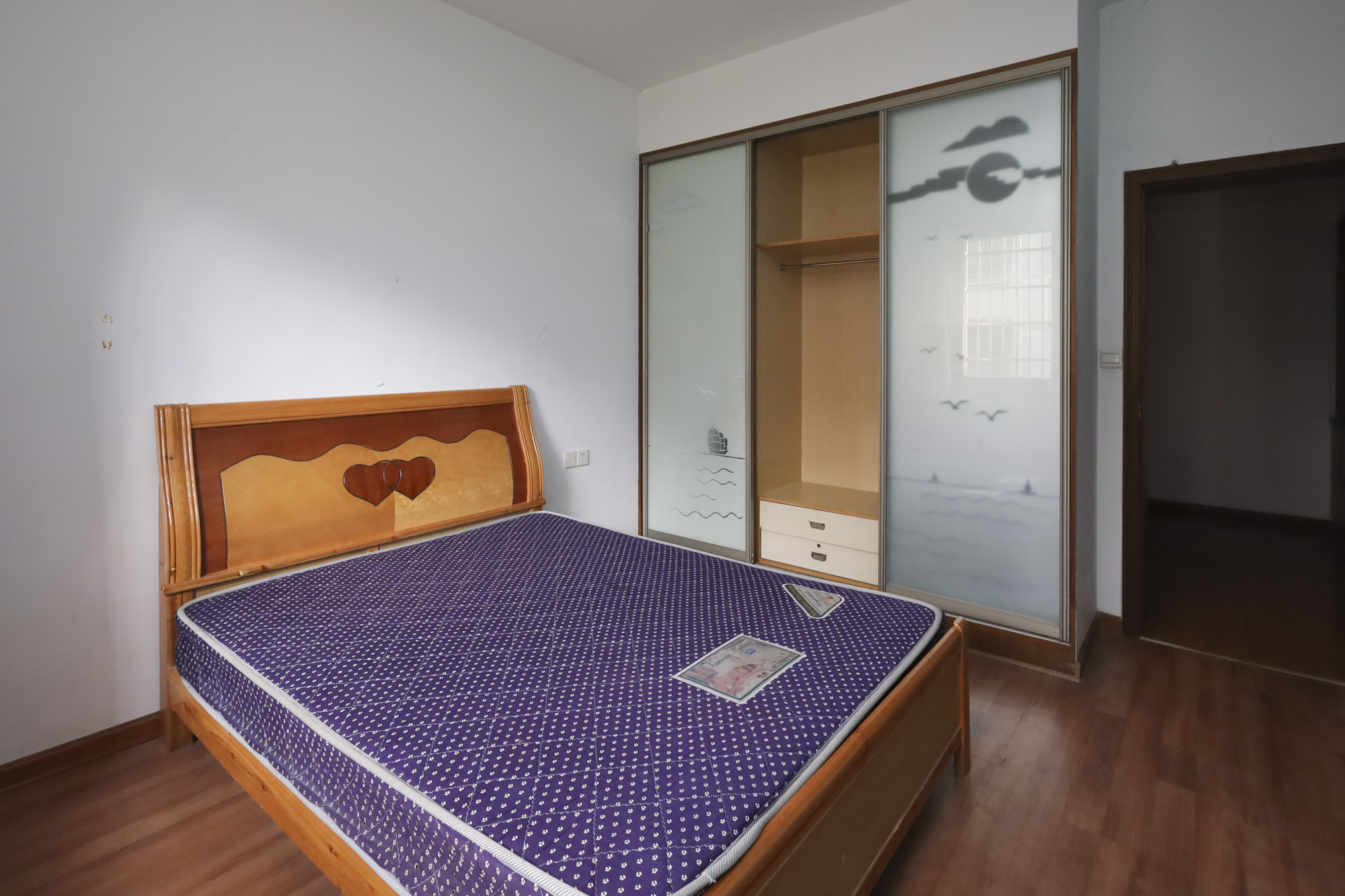 杏林小区  3室2厅1卫    68.0万卧室