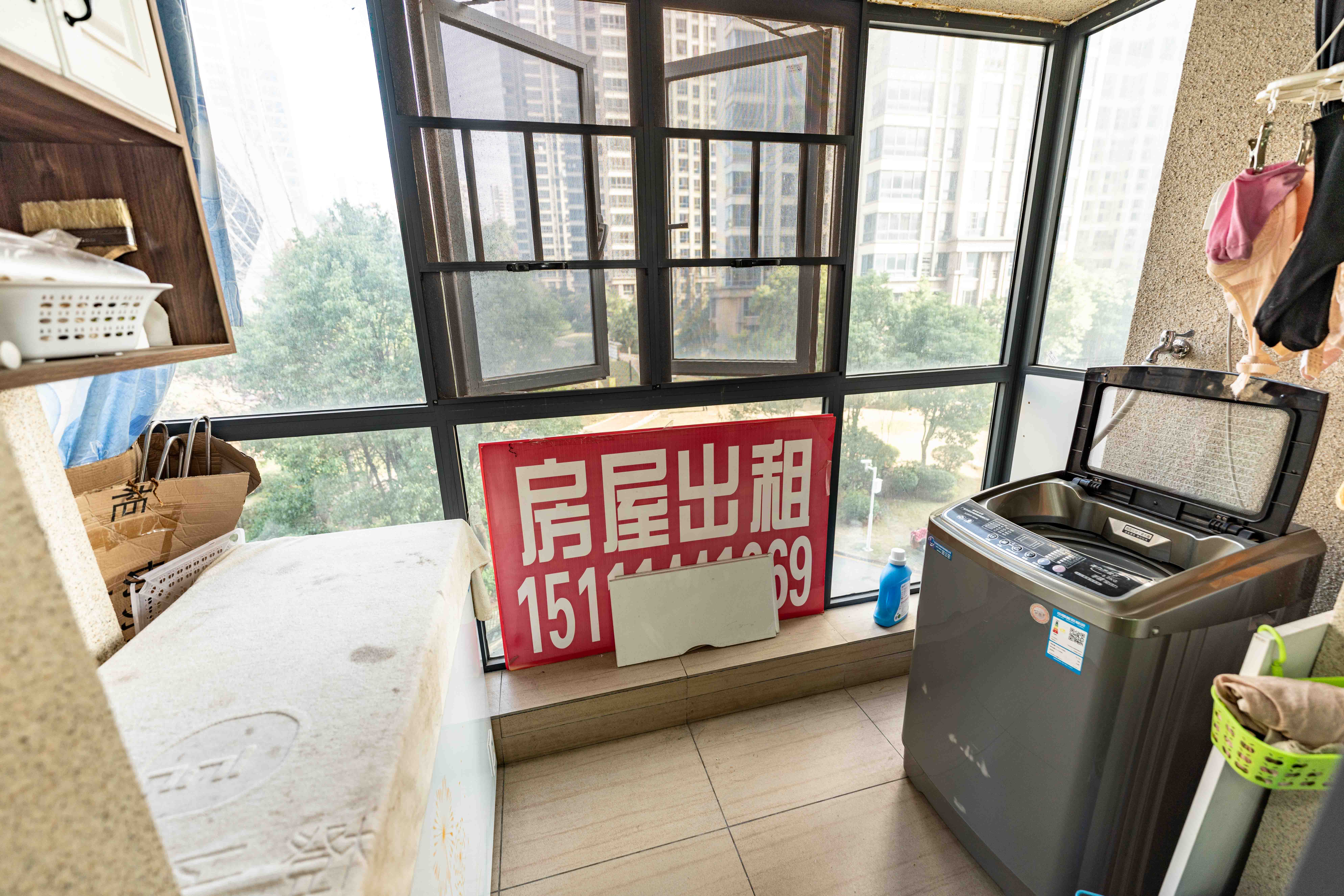 碧桂园南城首府（东宸林海）  3室2厅1卫    91.8万阳台