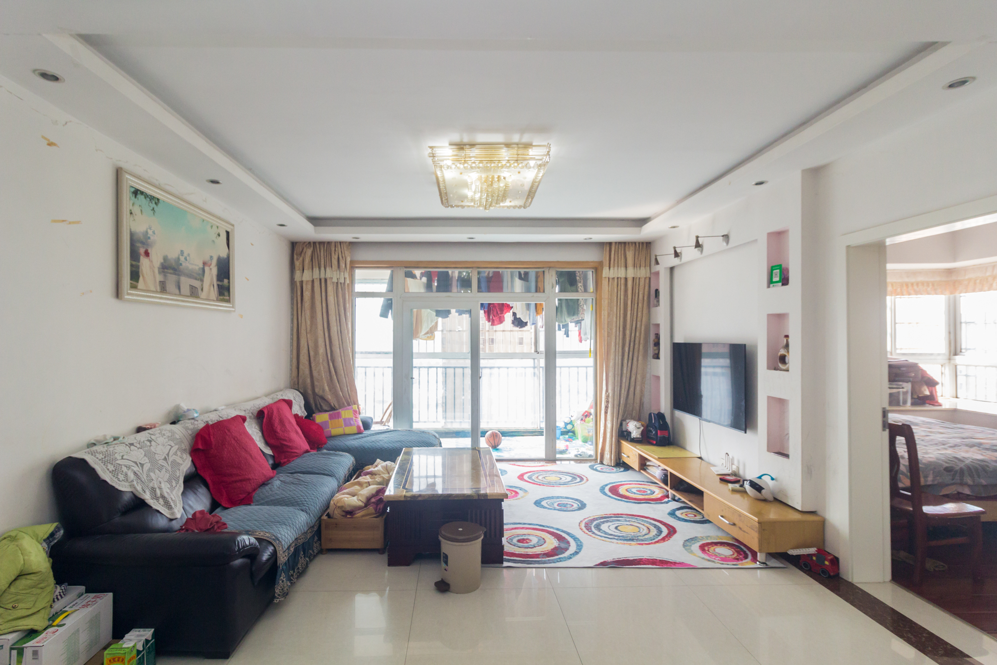 明天一城  3室2厅2卫    84.0万 明天一城  3室2厅2卫    84.0万客厅