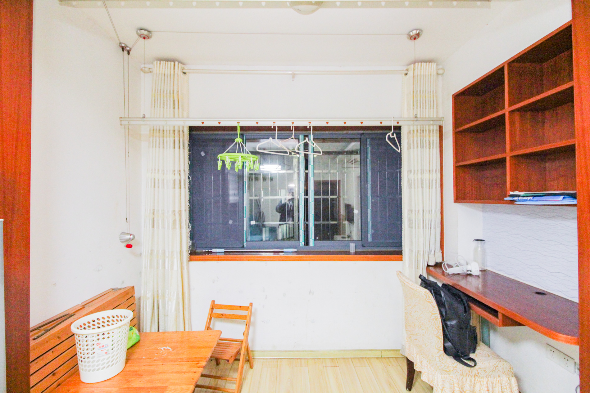 上海城小区  1室1厅1卫    36.8万阳台