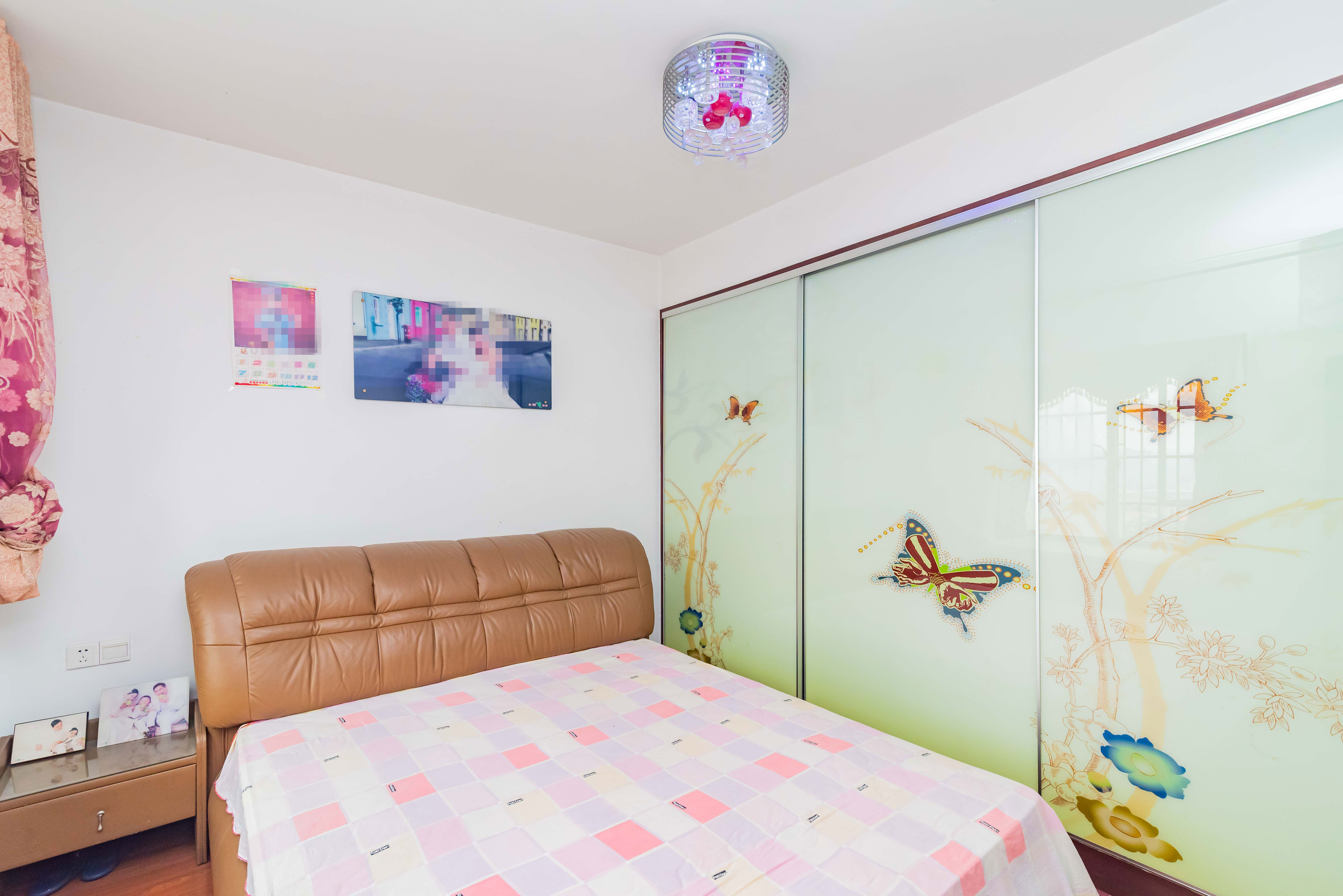 紫晶城 4室2厅1卫 87.80万 紫晶城 4室2厅1卫 87.80万卧室