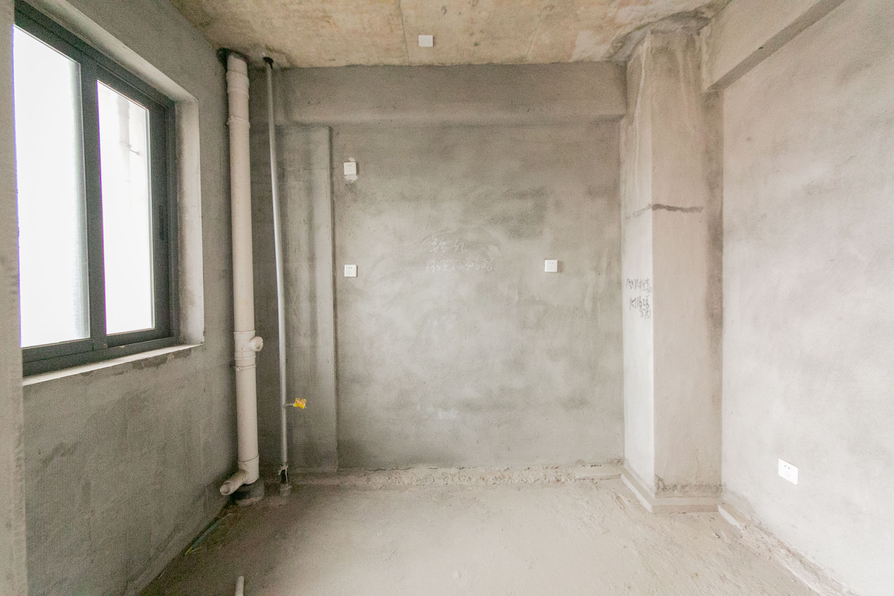 堤亚纳湾(深业沙河城) 3室2厅2卫 90.0万 堤亚纳湾(深业沙河城) 3室2厅2卫 90.0万厨房