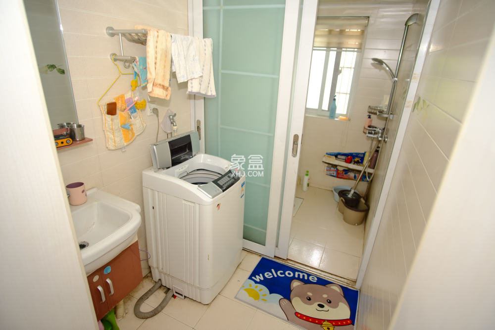 山水灣  3室2廳2衛(wèi)   69.80萬