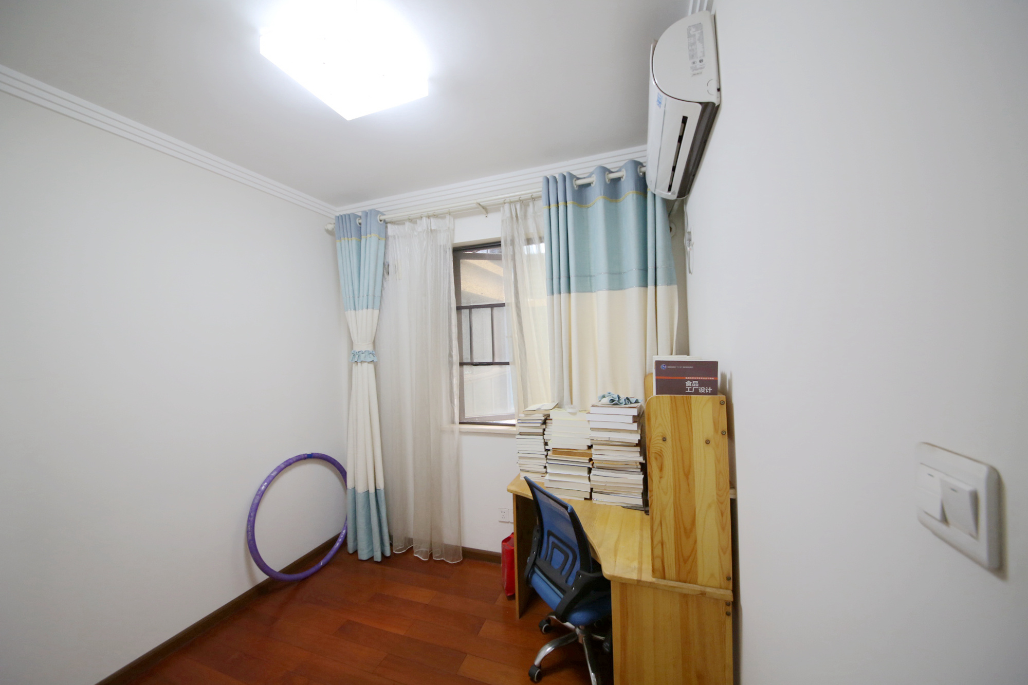 长房白沙湾 3室2厅2卫 120.0万 长房白沙湾 3室2厅2卫 120.0万卧室