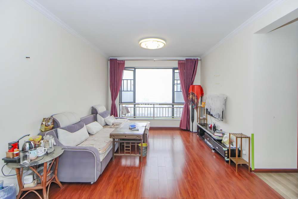 枫华府第  3室2厅2卫    50.0万