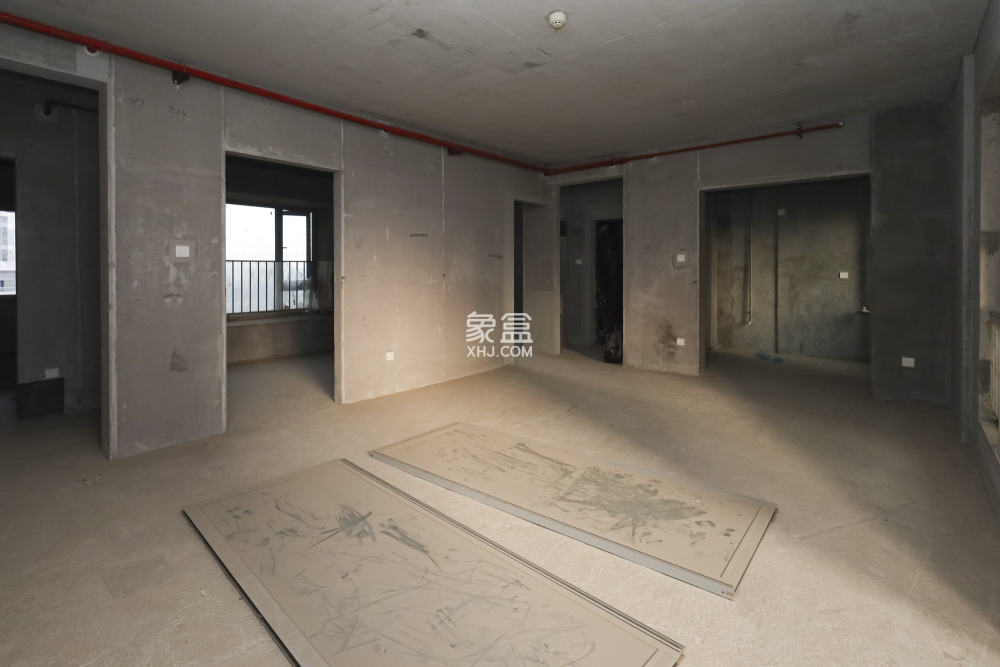 保利天禧D区  4室2厅2卫    198.0万