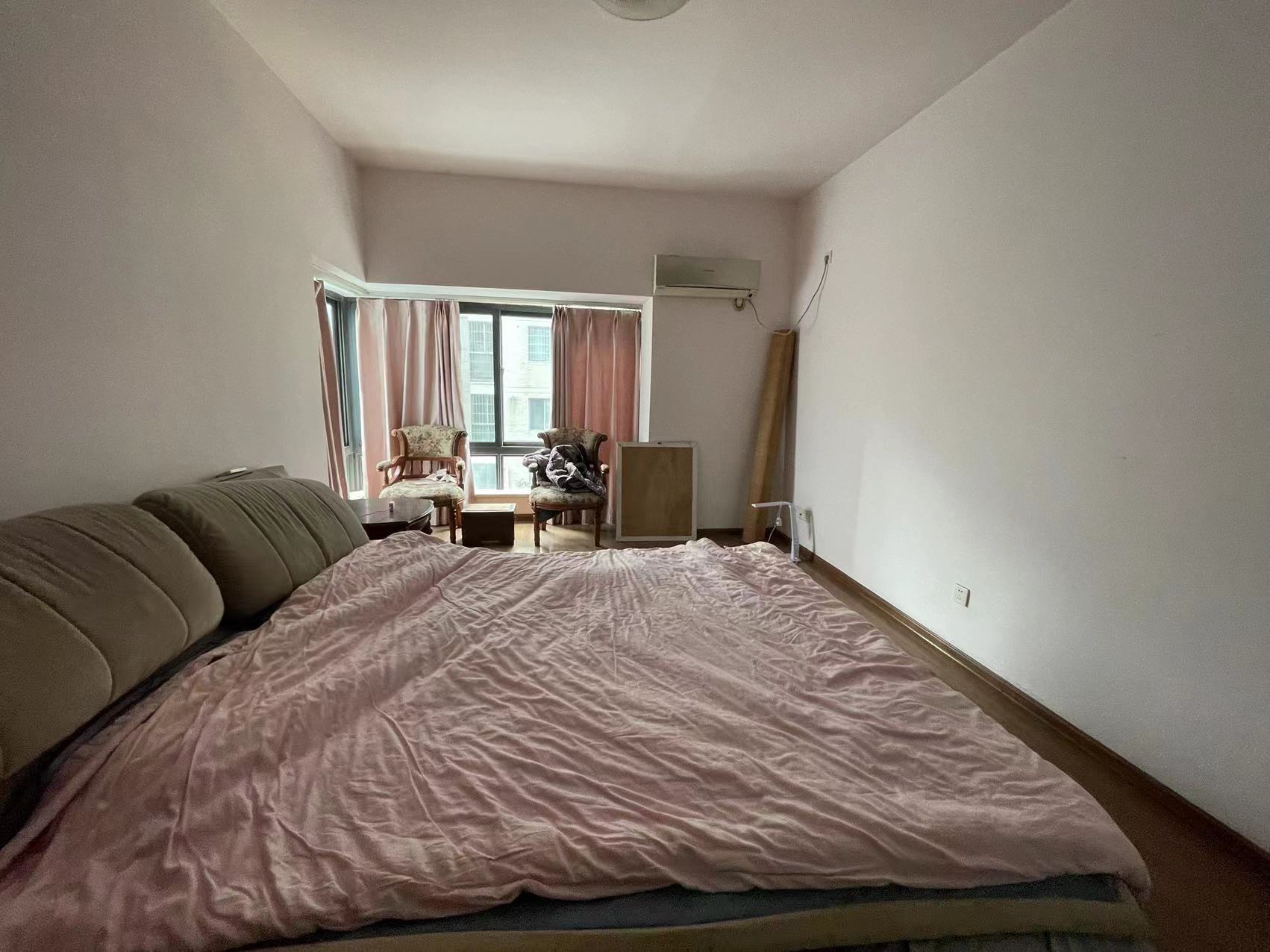 紫苑江岸 3室2厅2卫 55.0万 紫苑江岸 3室2厅2卫 55.0万室内图