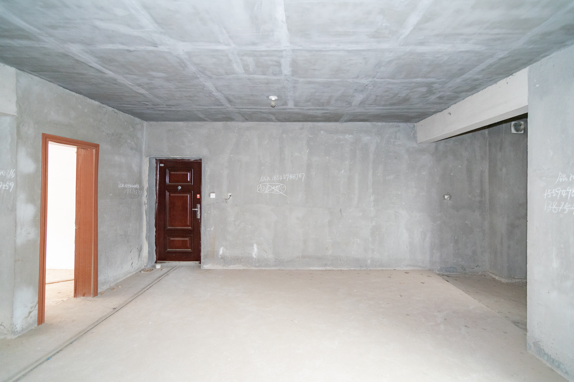 Cross尚公馆  4室2厅2卫    76.5万 Cross尚公馆  4室2厅2卫    76.5万客厅