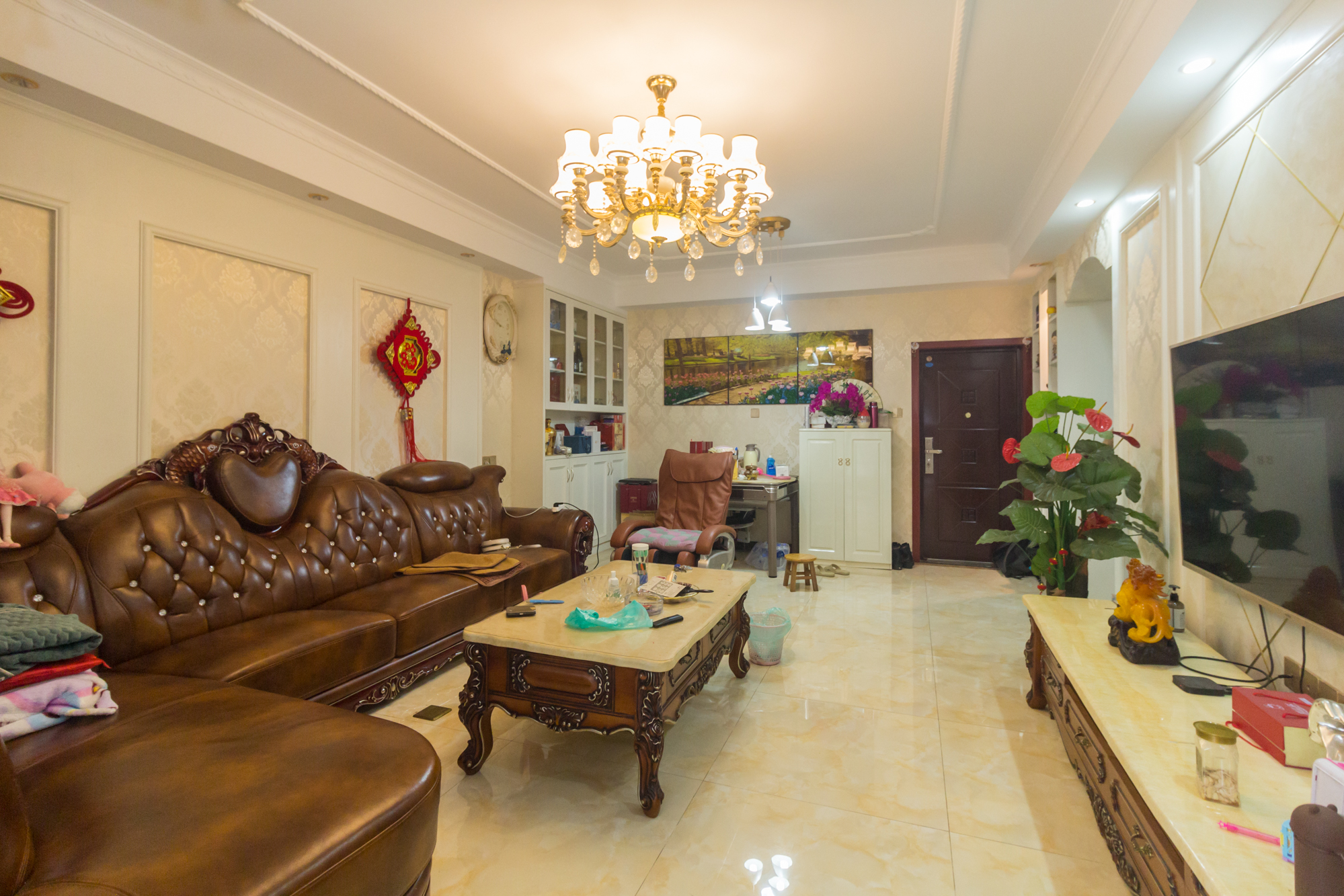 楚天世纪城东苑  3室2厅2卫    82.8万 楚天世纪城东苑  3室2厅2卫    82.8万客厅