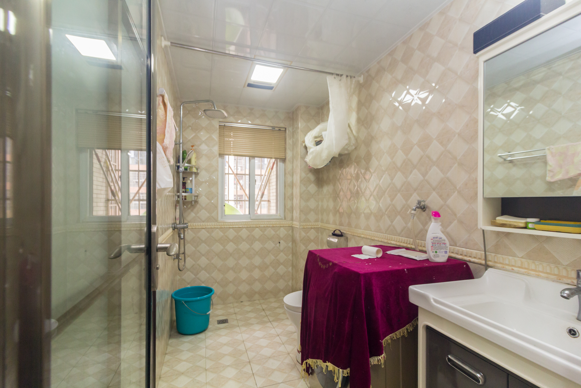 楚天世纪城东苑  3室2厅2卫    82.8万 楚天世纪城东苑  3室2厅2卫    82.8万卫生间