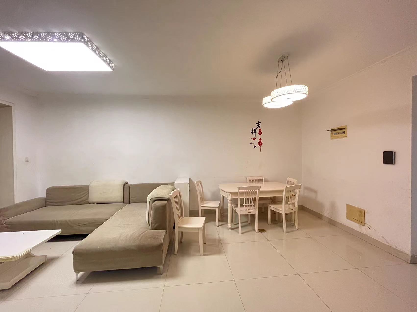 泰山公馆 2室2厅2卫 52.8万 泰山公馆 2室2厅2卫 52.8万室内图