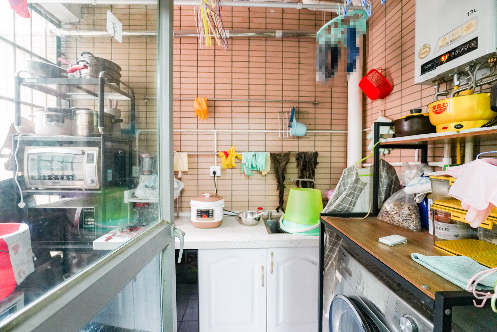 新城新世界一二三期  3室2厅1卫    93.8万 新城新世界一二三期  3室2厅1卫    93.8万阳台