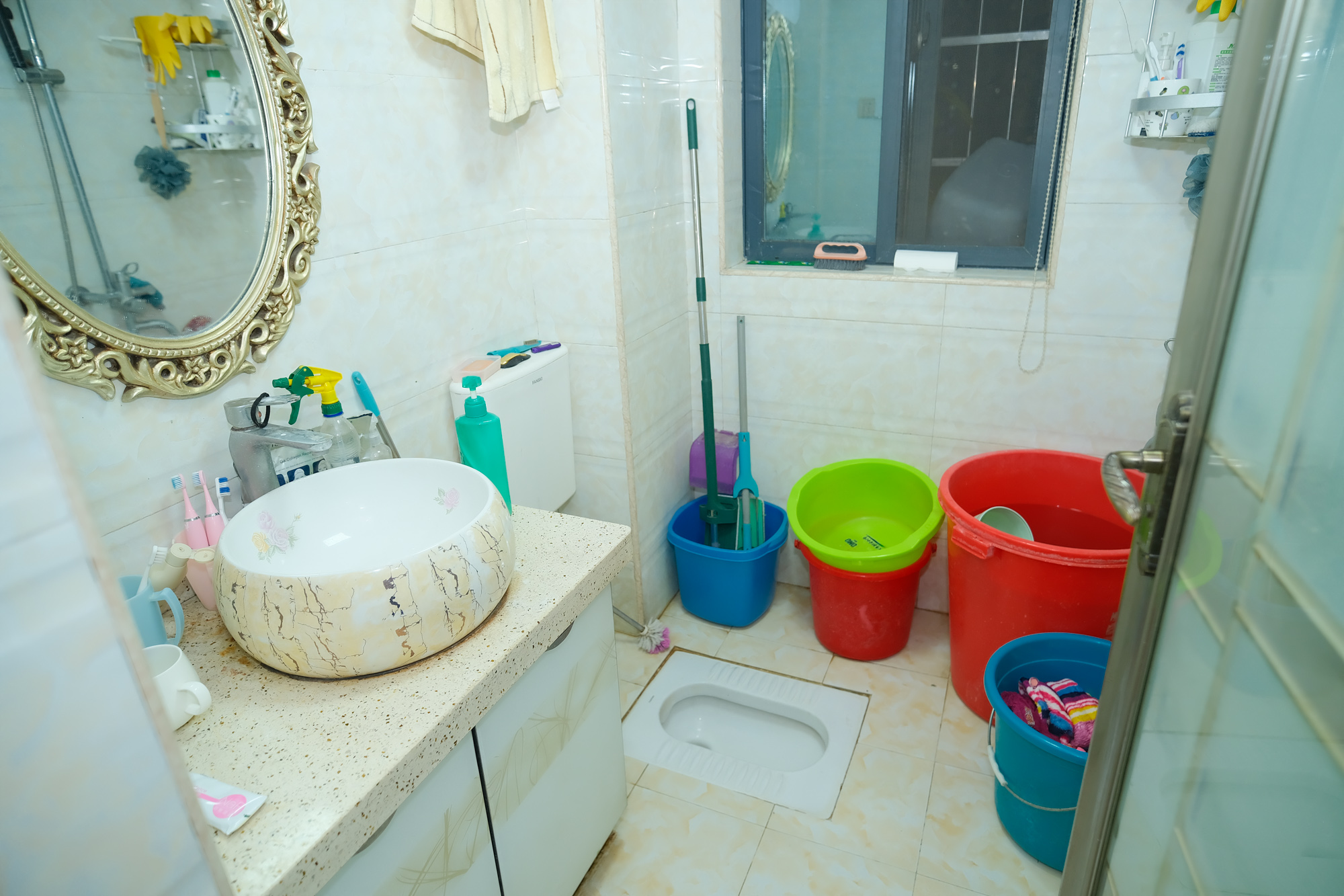 花样年华  4室2厅2卫    69.8万 花样年华  4室2厅2卫    69.8万卫生间