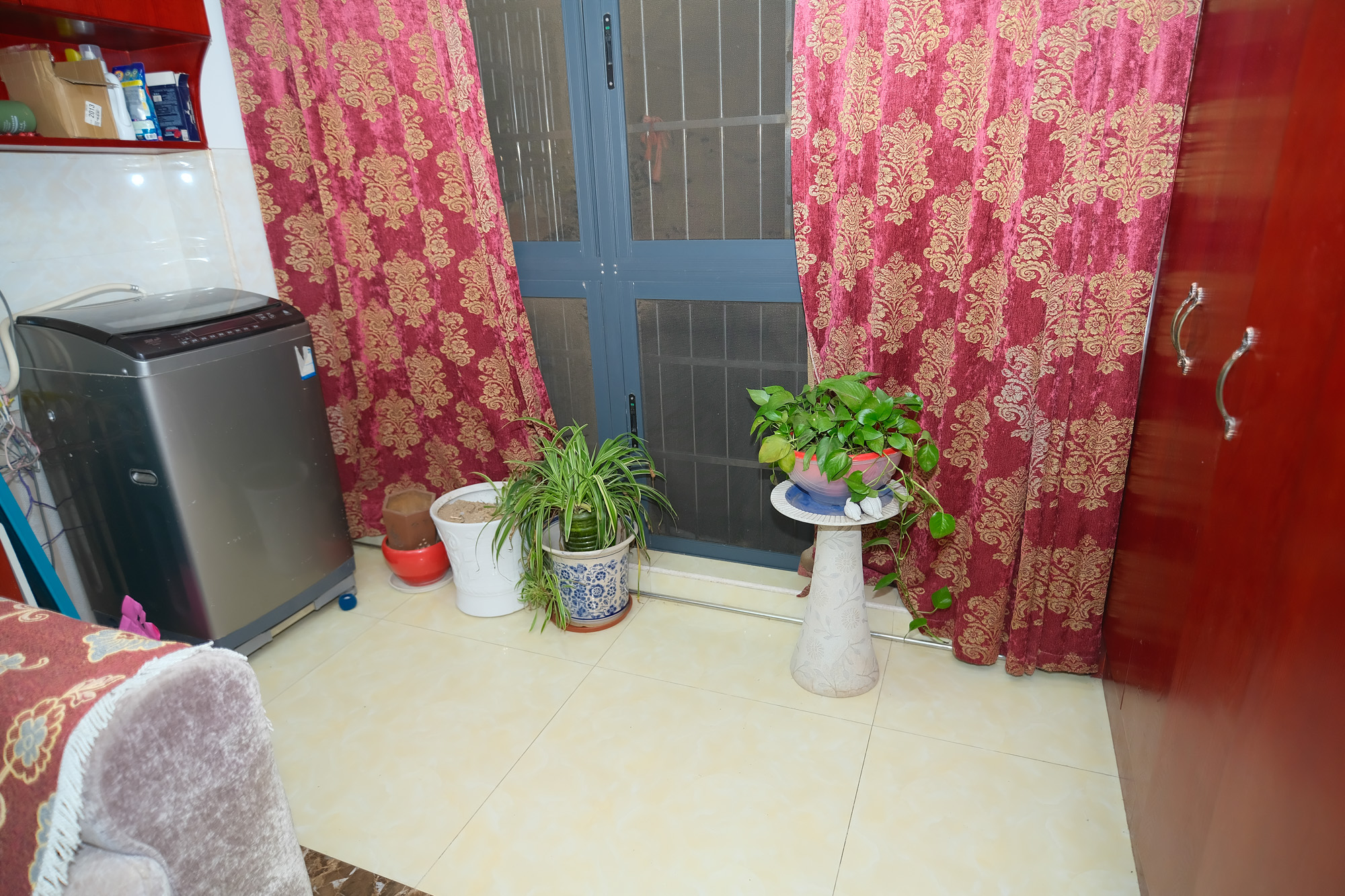 花样年华  4室2厅2卫    69.8万 花样年华  4室2厅2卫    69.8万其他