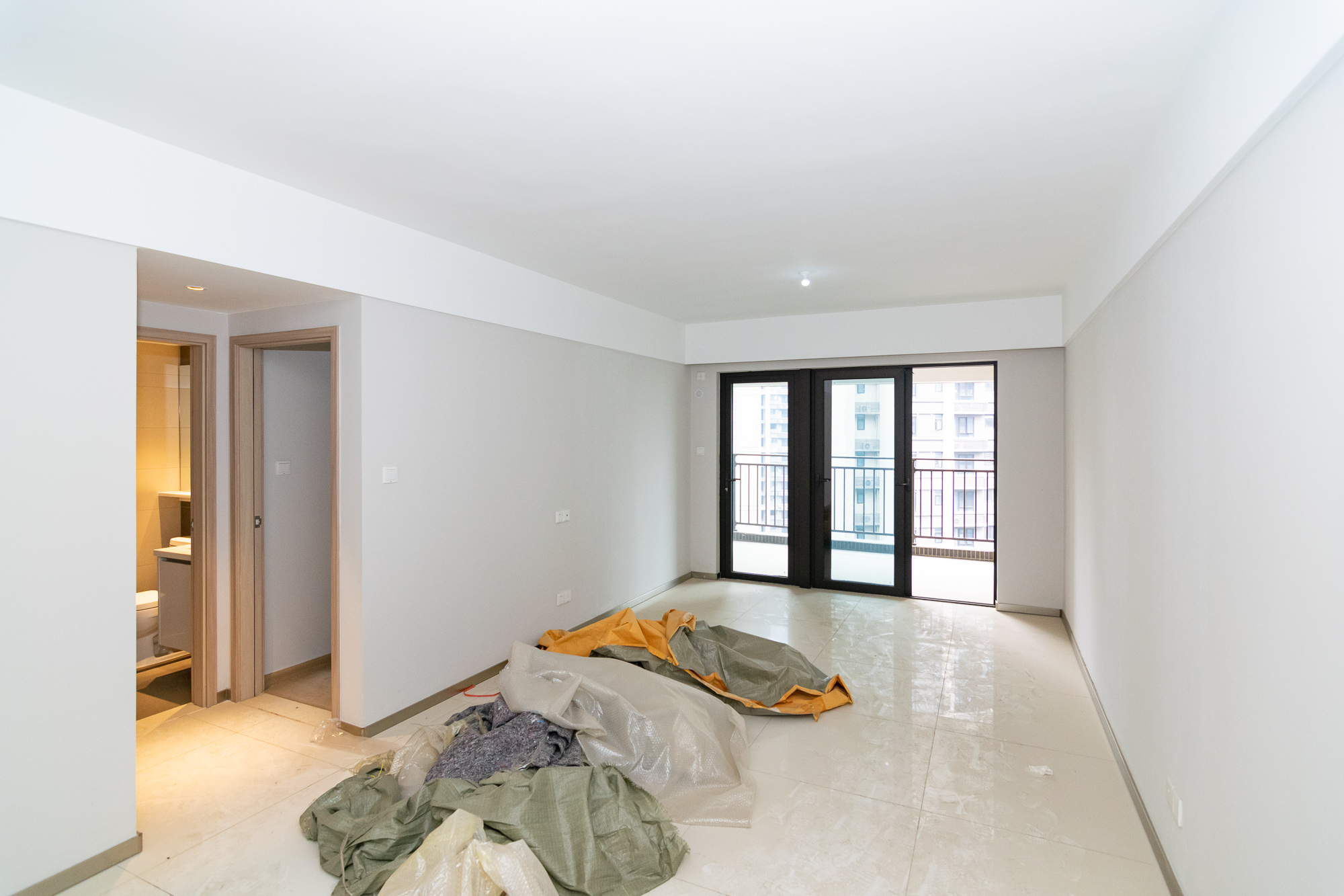 时代倾城三期  2室2厅1卫    84.5万 时代倾城三期  2室2厅1卫    84.5万客厅