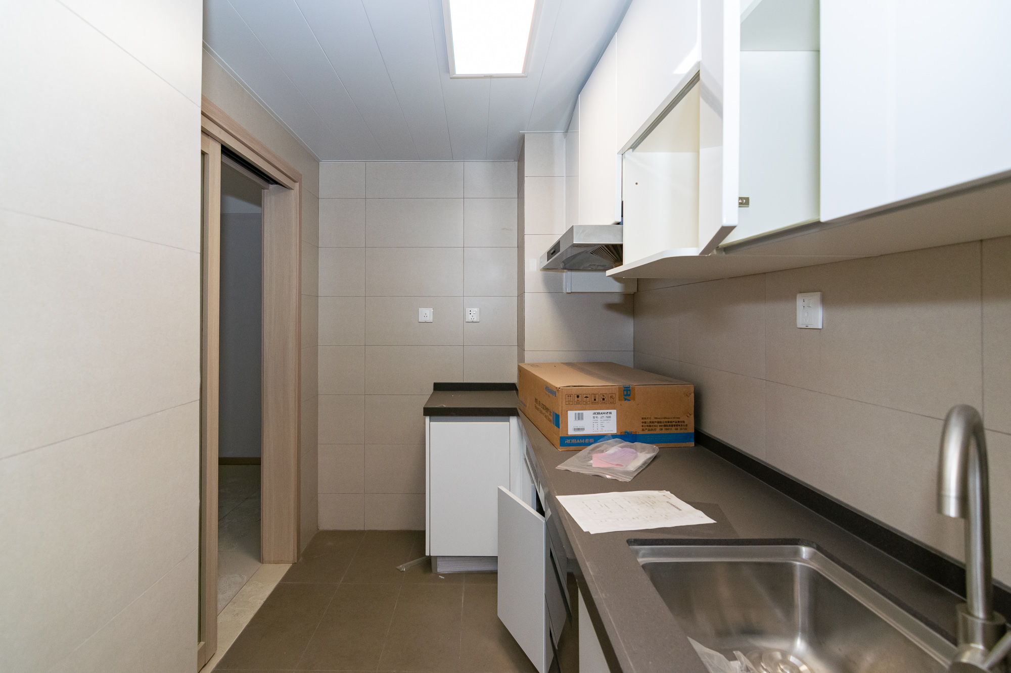 时代倾城三期  2室2厅1卫    84.5万 时代倾城三期  2室2厅1卫    84.5万厨房