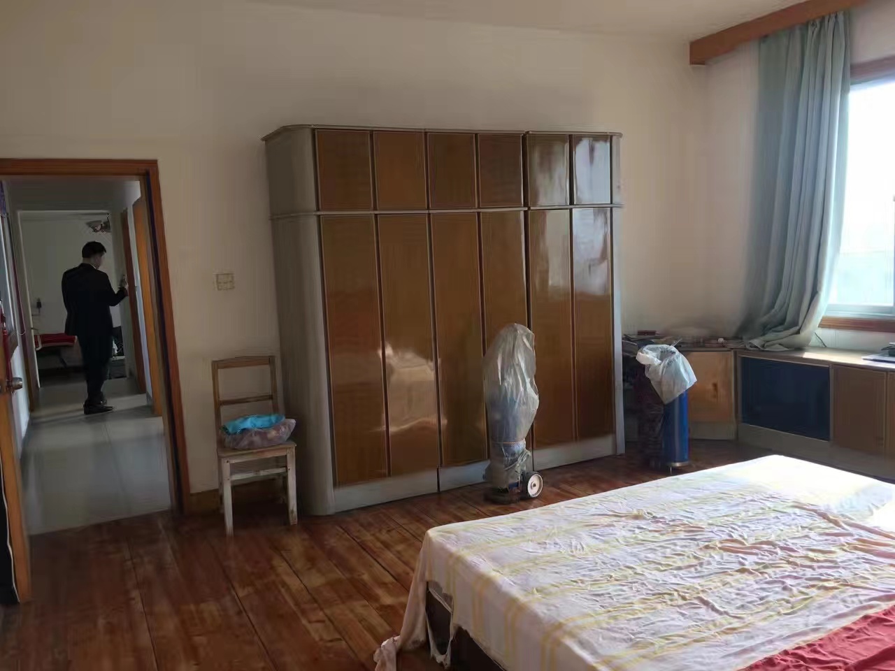 一中散盘 3室2厅2卫 50.00万 一中散盘 3室2厅2卫 50.00万室内图