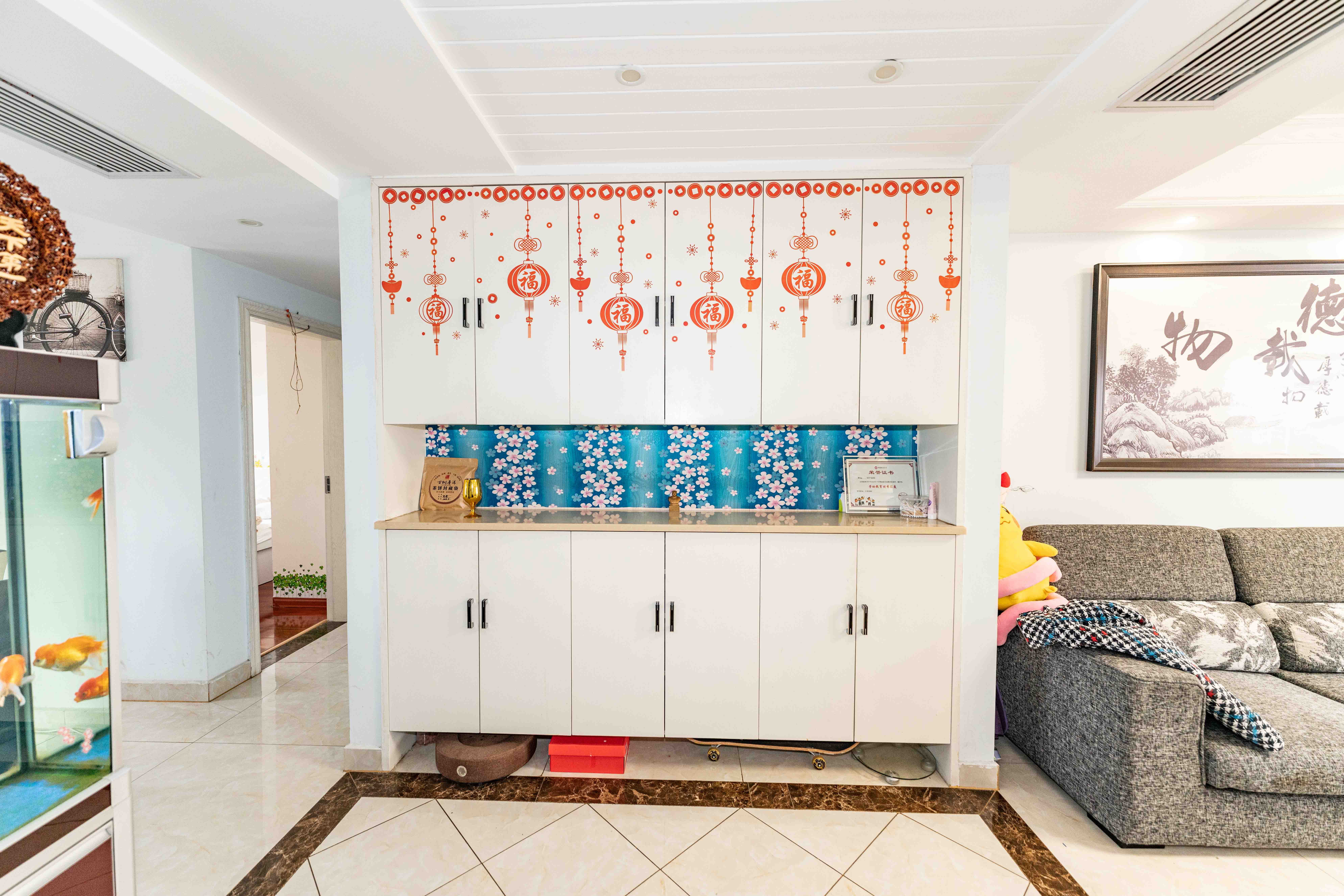 湘水郡(兴旺小爱同学) 3室2厅2卫 72.8万 湘水郡(兴旺小爱同学) 3室2厅2卫 72.8万客厅