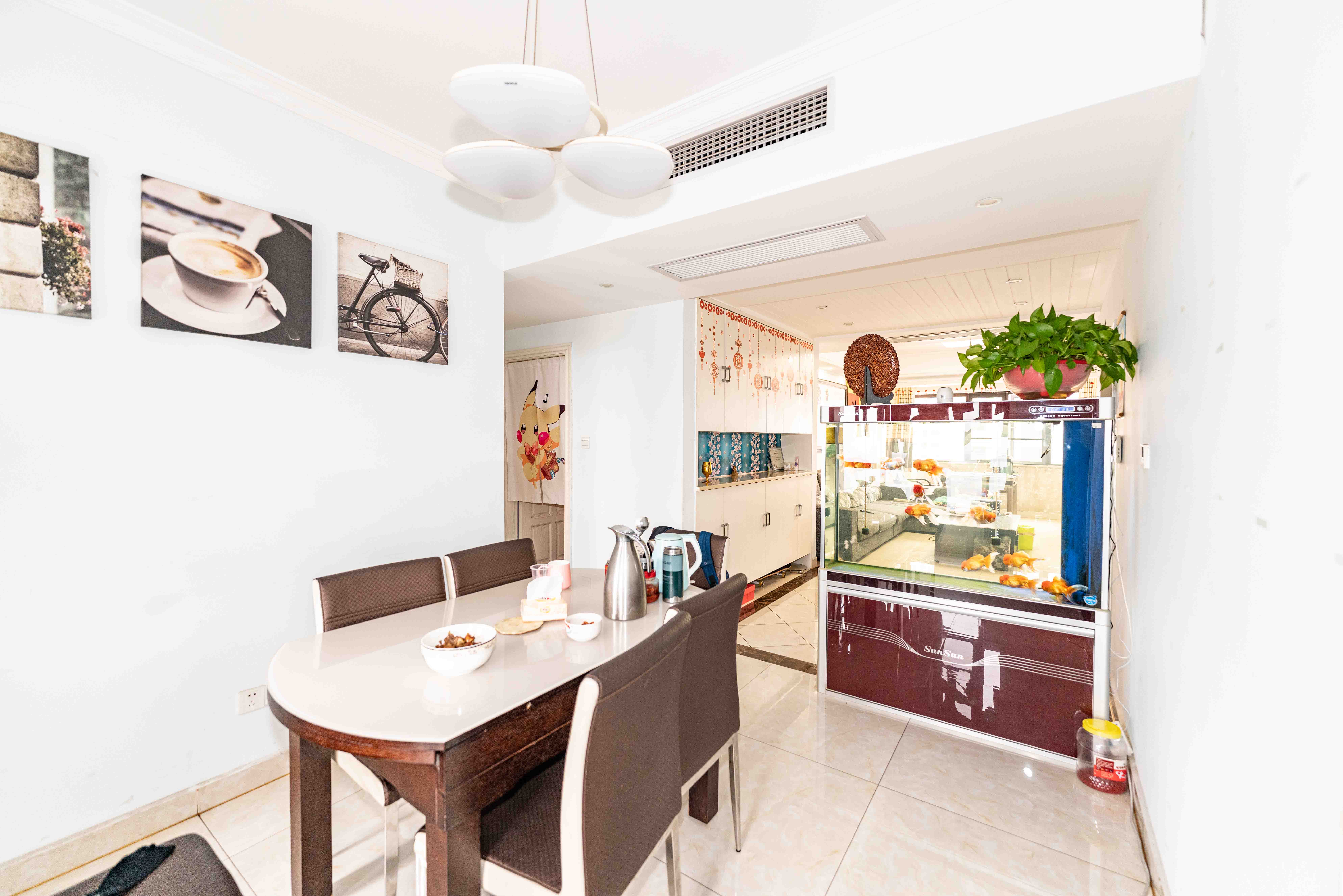 湘水郡(兴旺小爱同学) 3室2厅2卫 72.8万 湘水郡(兴旺小爱同学) 3室2厅2卫 72.8万客厅