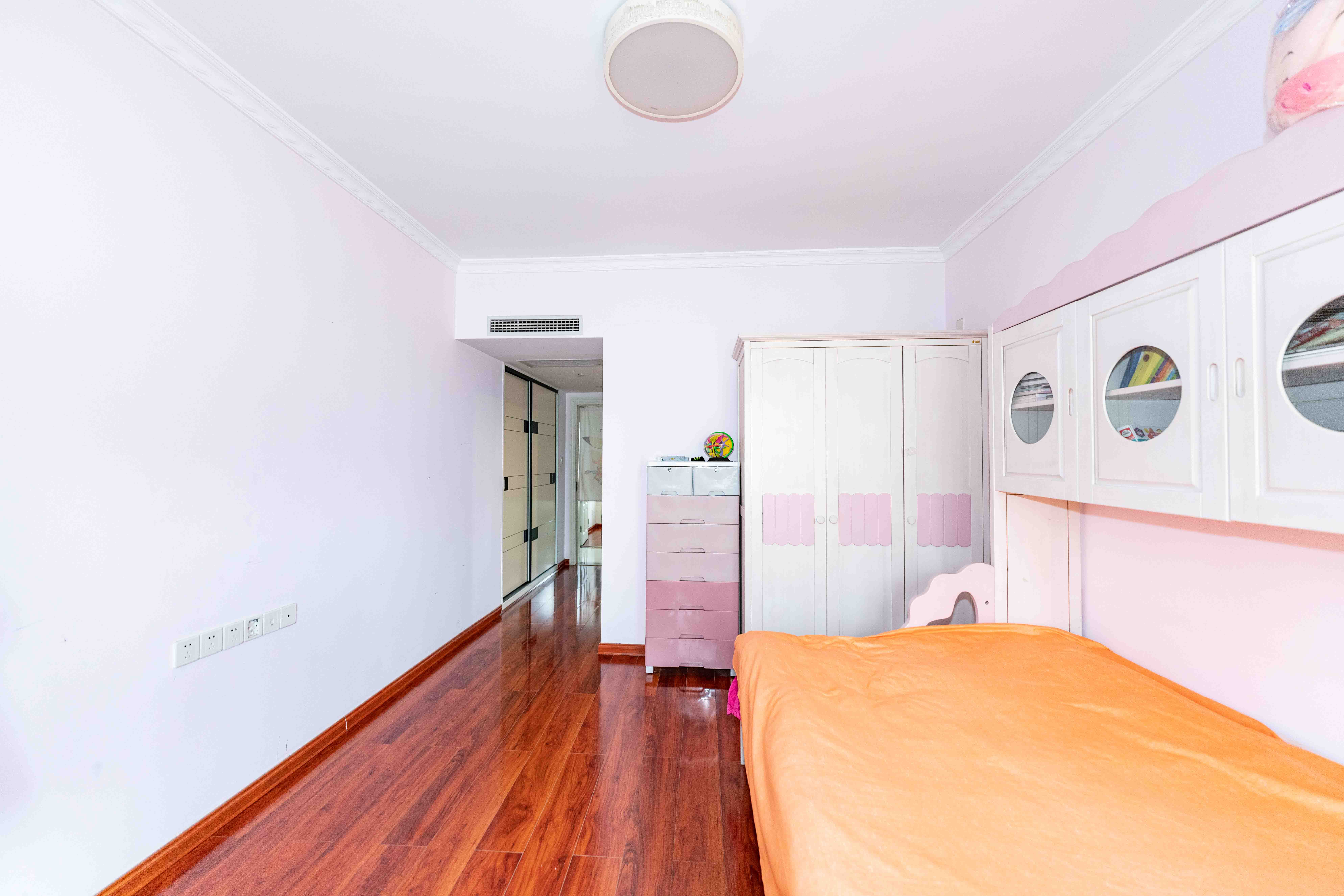 湘水郡(兴旺小爱同学) 3室2厅2卫 72.8万 湘水郡(兴旺小爱同学) 3室2厅2卫 72.8万卧室