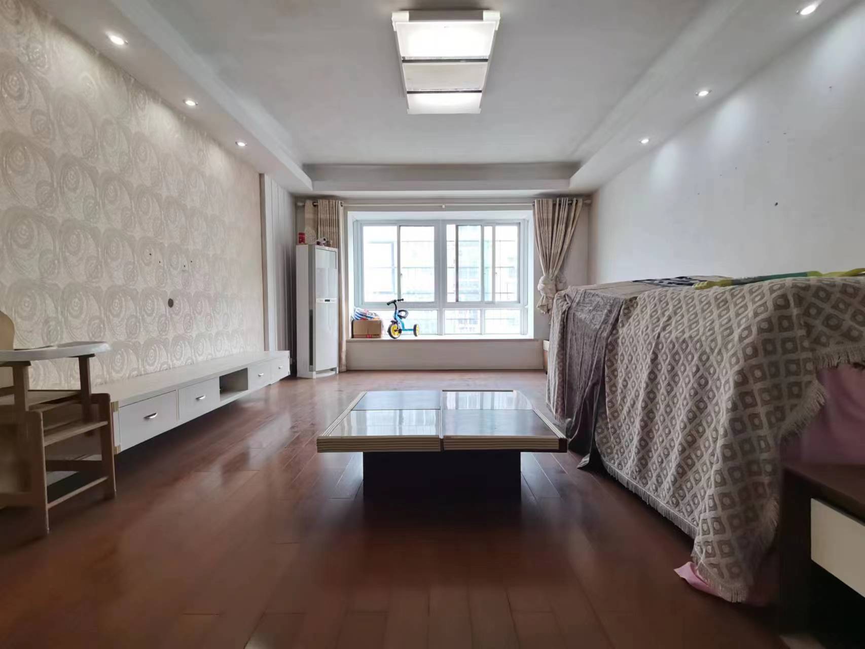 枫溪苑 4室2厅2卫 56.00万 枫溪苑 4室2厅2卫 56.00万室内图