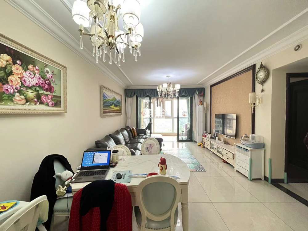 恒大华府  3室2厅2卫    103.8万