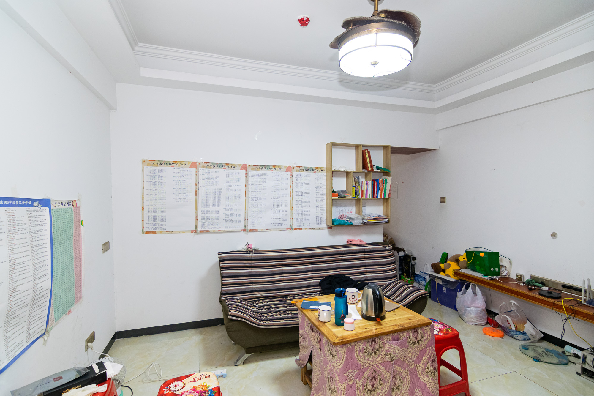 大汉金桥国际市场集群  1室1厅1卫   22.00万 大汉金桥国际市场集群  1室1厅1卫   22.00万客厅