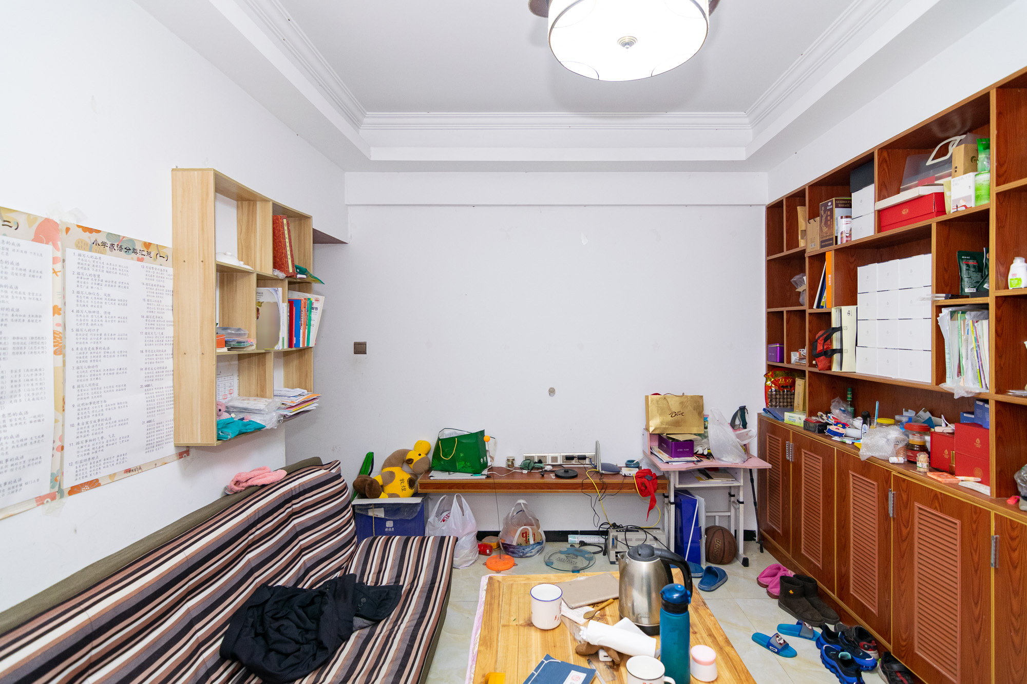 大汉金桥国际市场集群  1室1厅1卫   22.00万 大汉金桥国际市场集群  1室1厅1卫   22.00万客厅