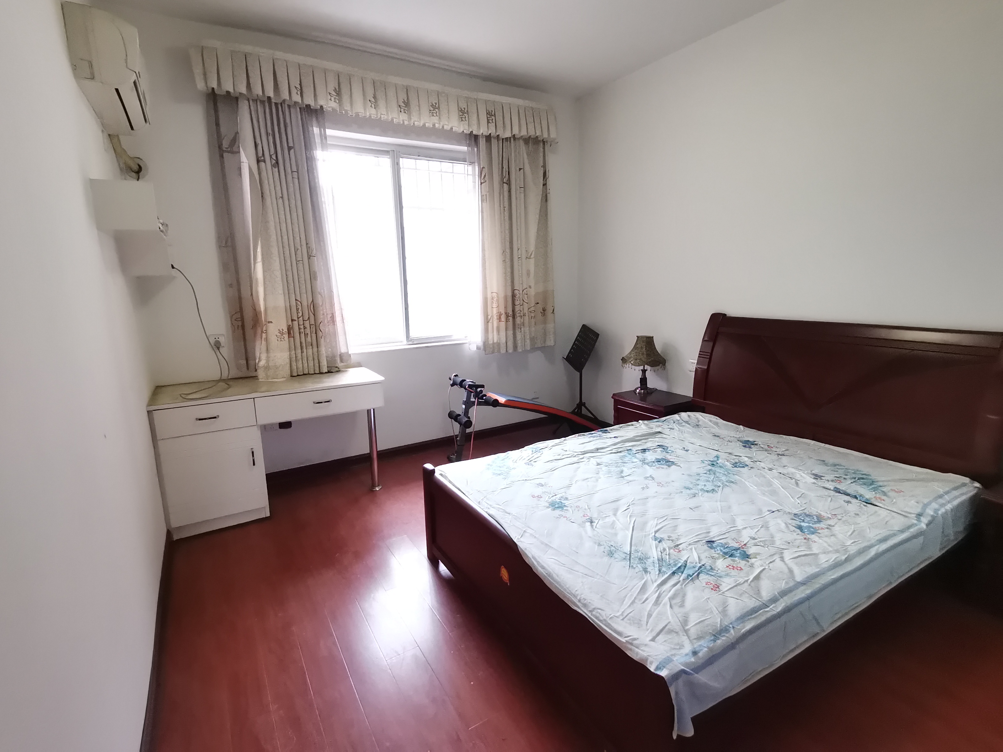 仁和小区 3室2厅1卫 56.0万 仁和小区 3室2厅1卫 56.0万室内图