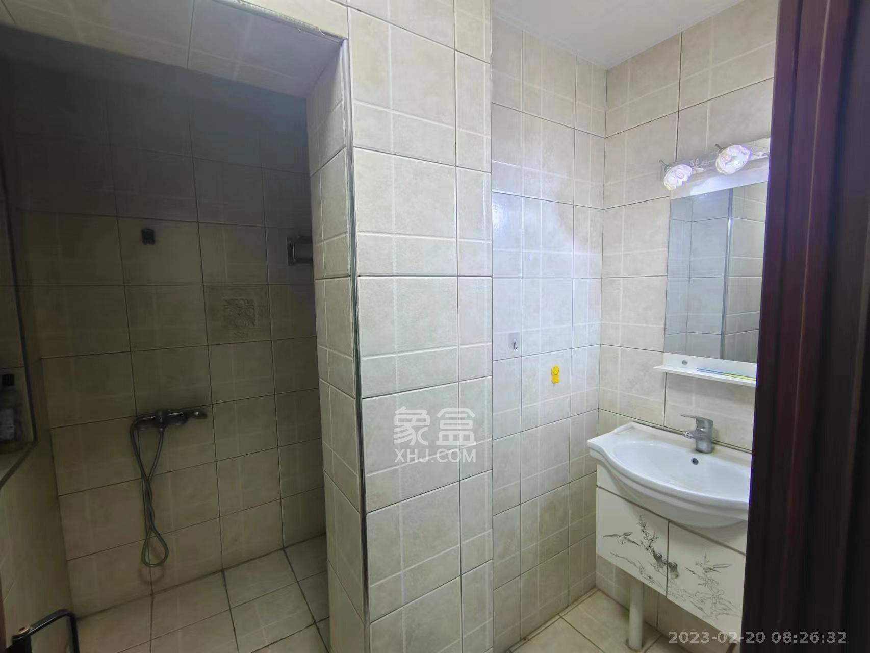 三江花中城  3室2厅1卫   4900.00元/月室内图