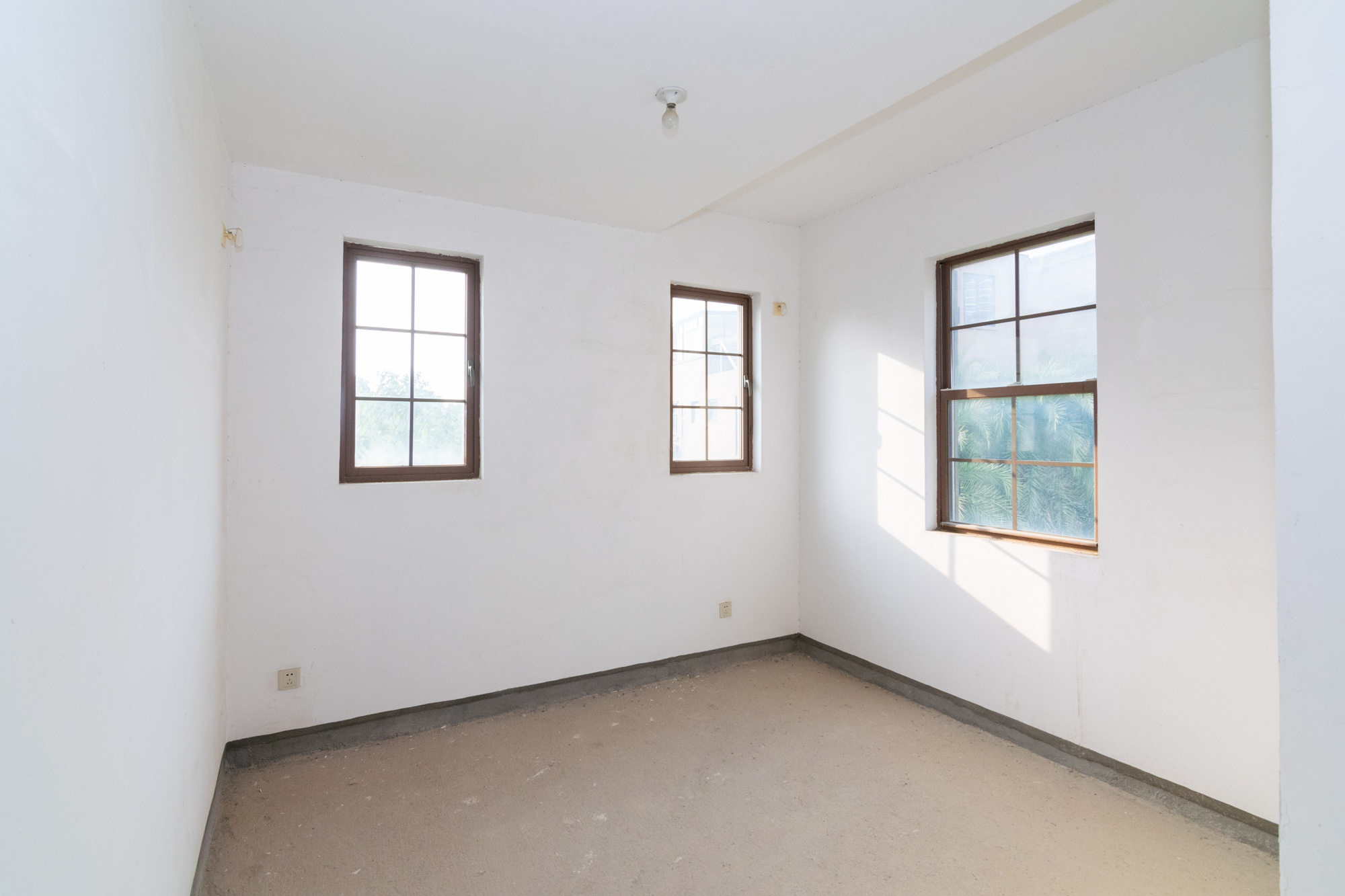 万业巴厘岛 5室2厅3卫 369.98万 万业巴厘岛 5室2厅3卫 369.98万其他