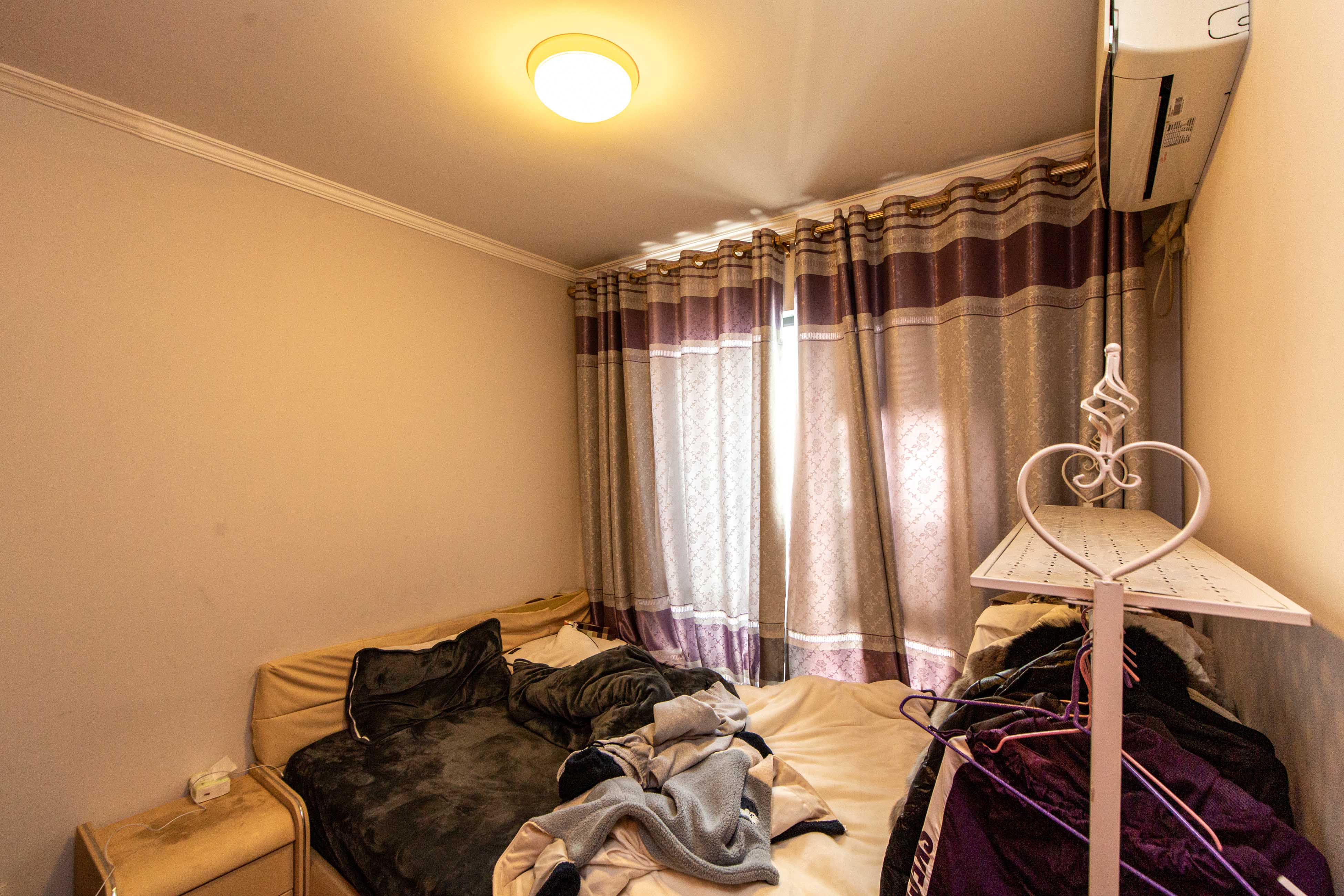 万科金域华府三四期  3室2厅1卫    88.0万 万科金域华府三四期  3室2厅1卫    88.0万卧室