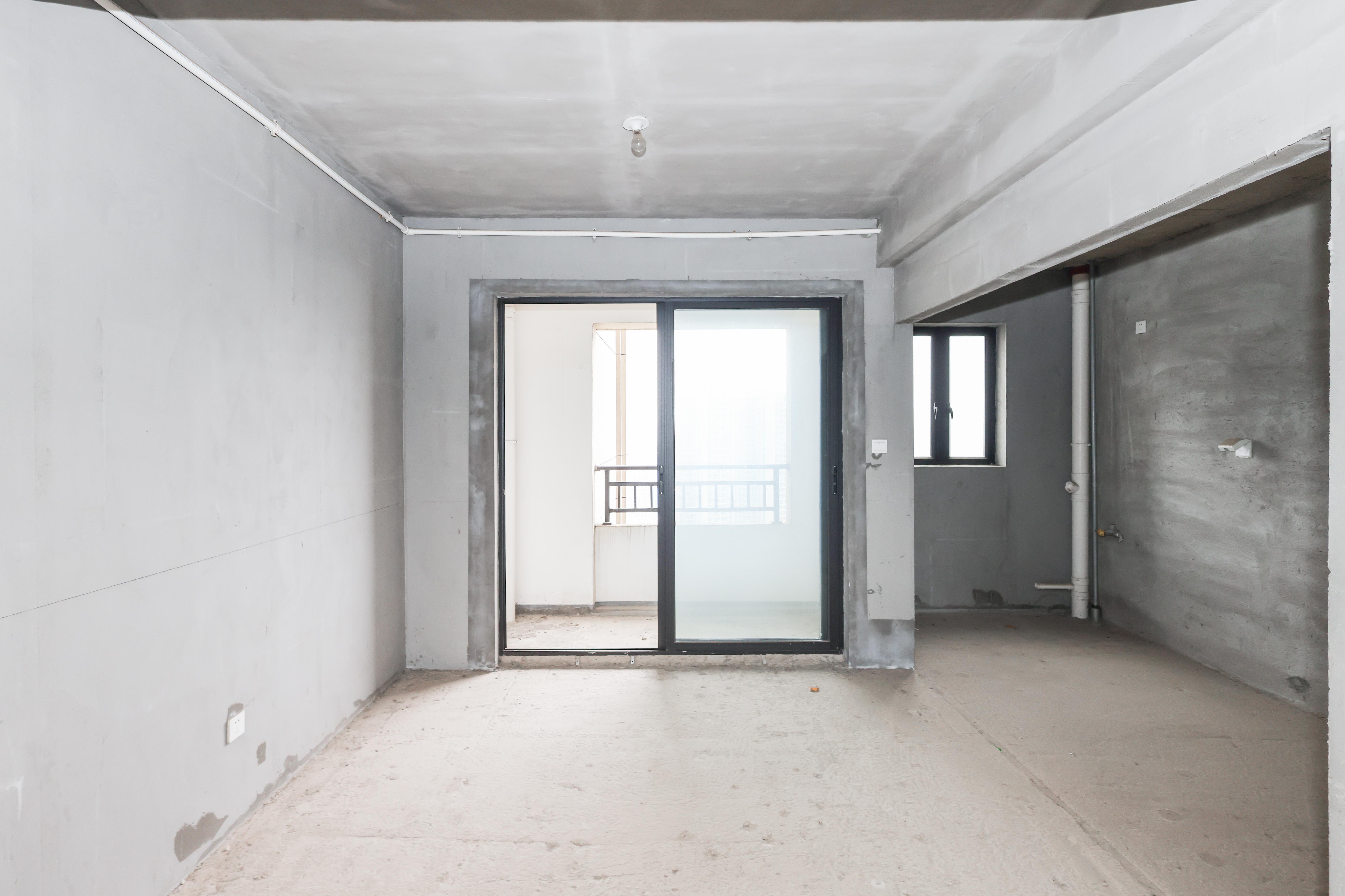 惠天然梅岭国际 4室2厅2卫 184.0万 惠天然梅岭国际 4室2厅2卫 184.0万客厅