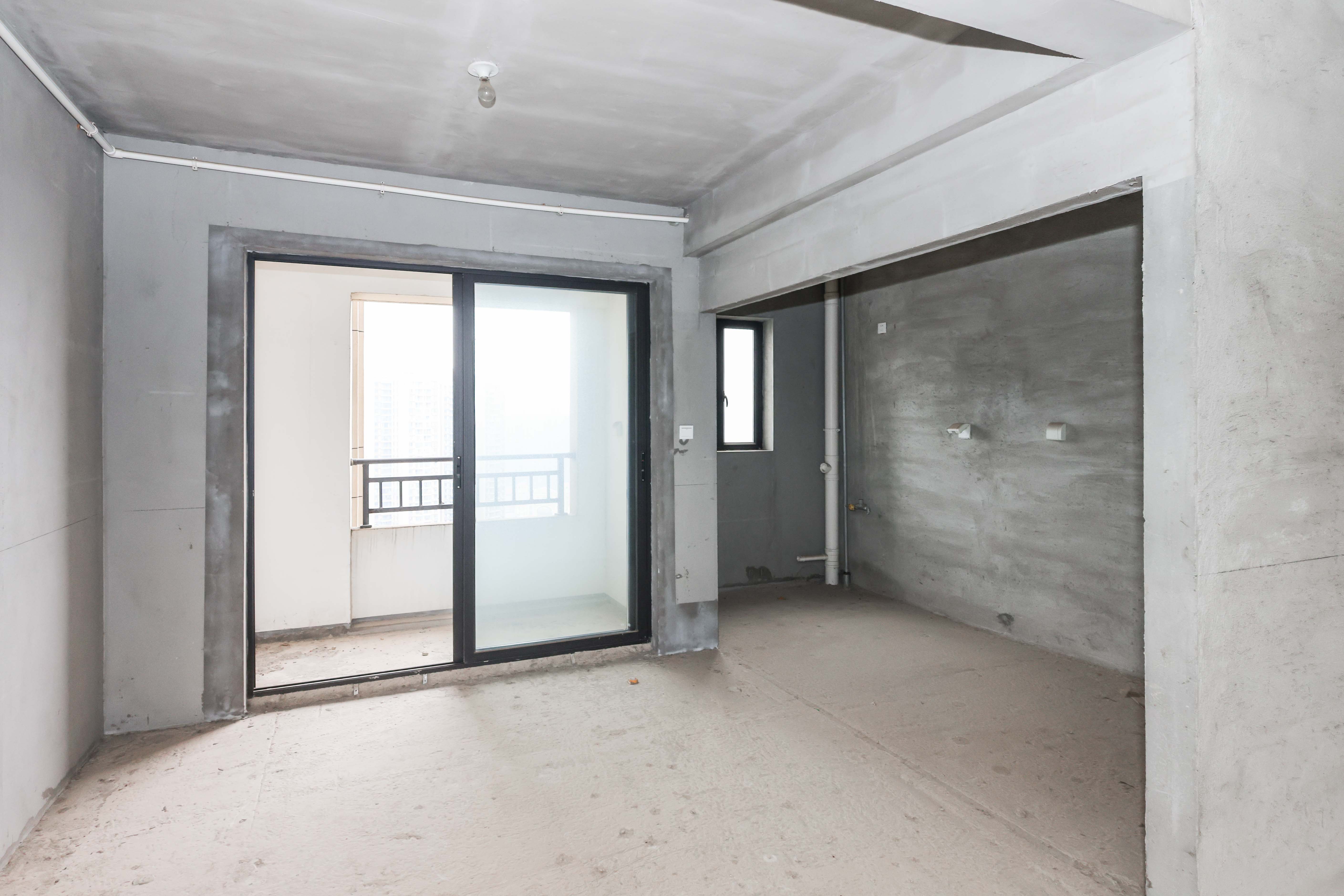 惠天然梅岭国际 4室2厅2卫 184.0万 惠天然梅岭国际 4室2厅2卫 184.0万客厅