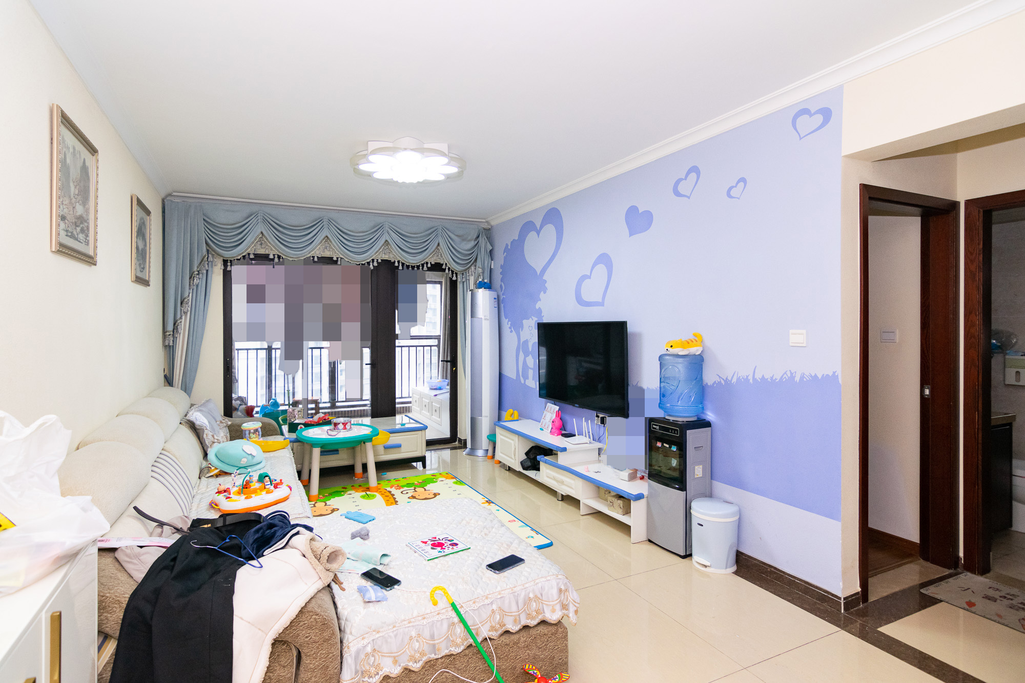 时代倾城二期 2室2厅1卫 88.30万 时代倾城二期 2室2厅1卫 88.30万客厅