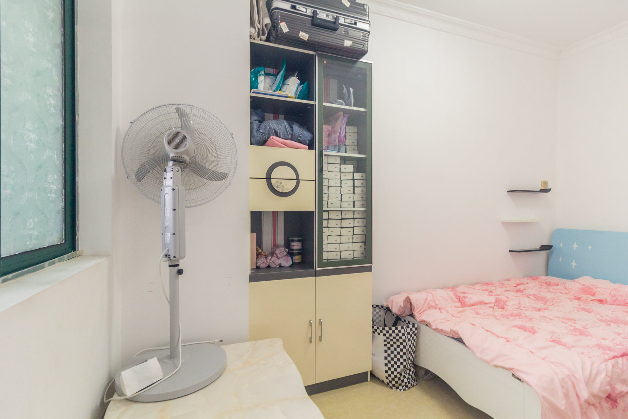 华天LOHO小镇 2室1厅1卫 29.8万 华天LOHO小镇 2室1厅1卫 29.8万卧室