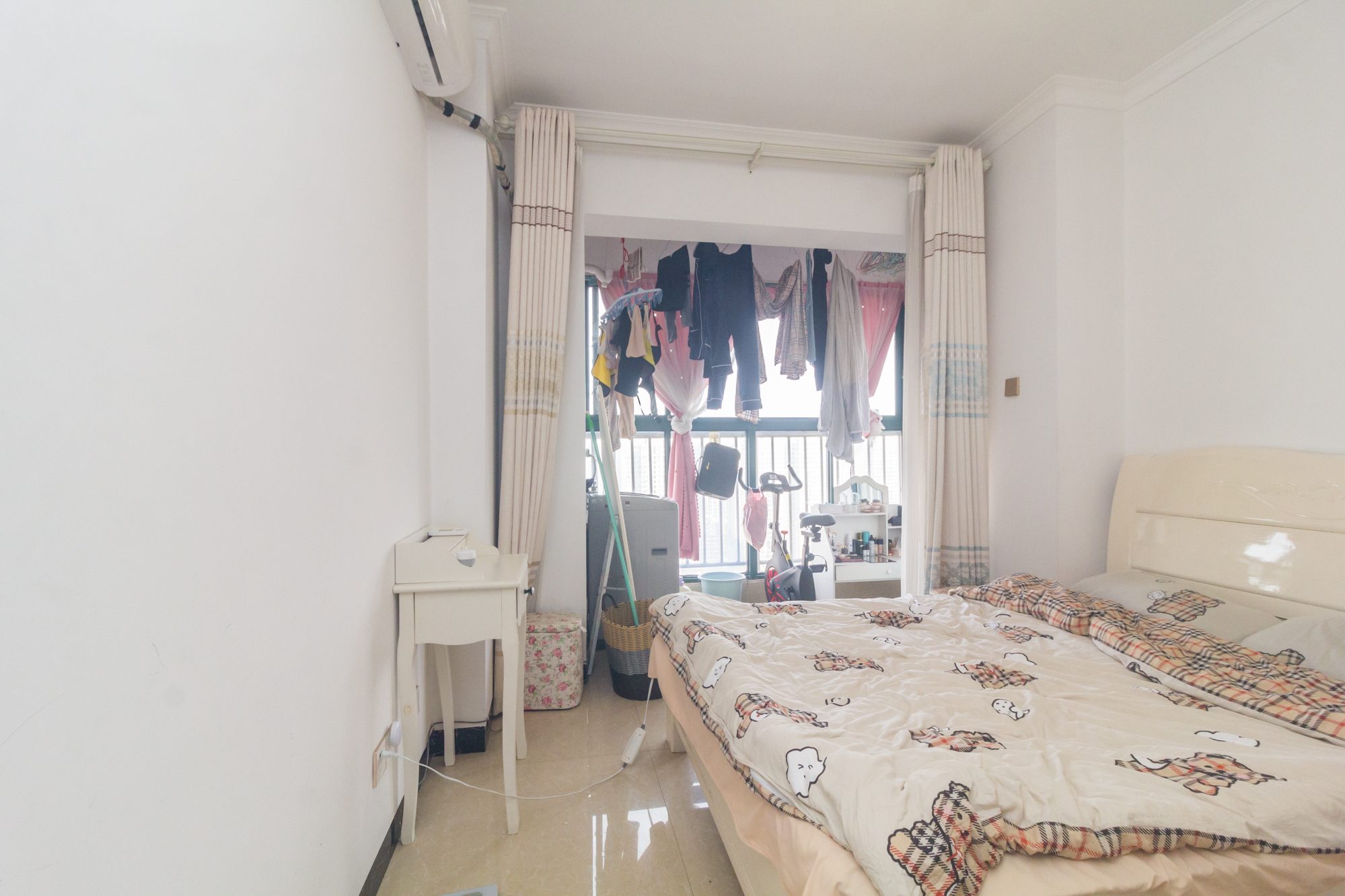 华天LOHO小镇 2室1厅1卫 29.8万 华天LOHO小镇 2室1厅1卫 29.8万卧室