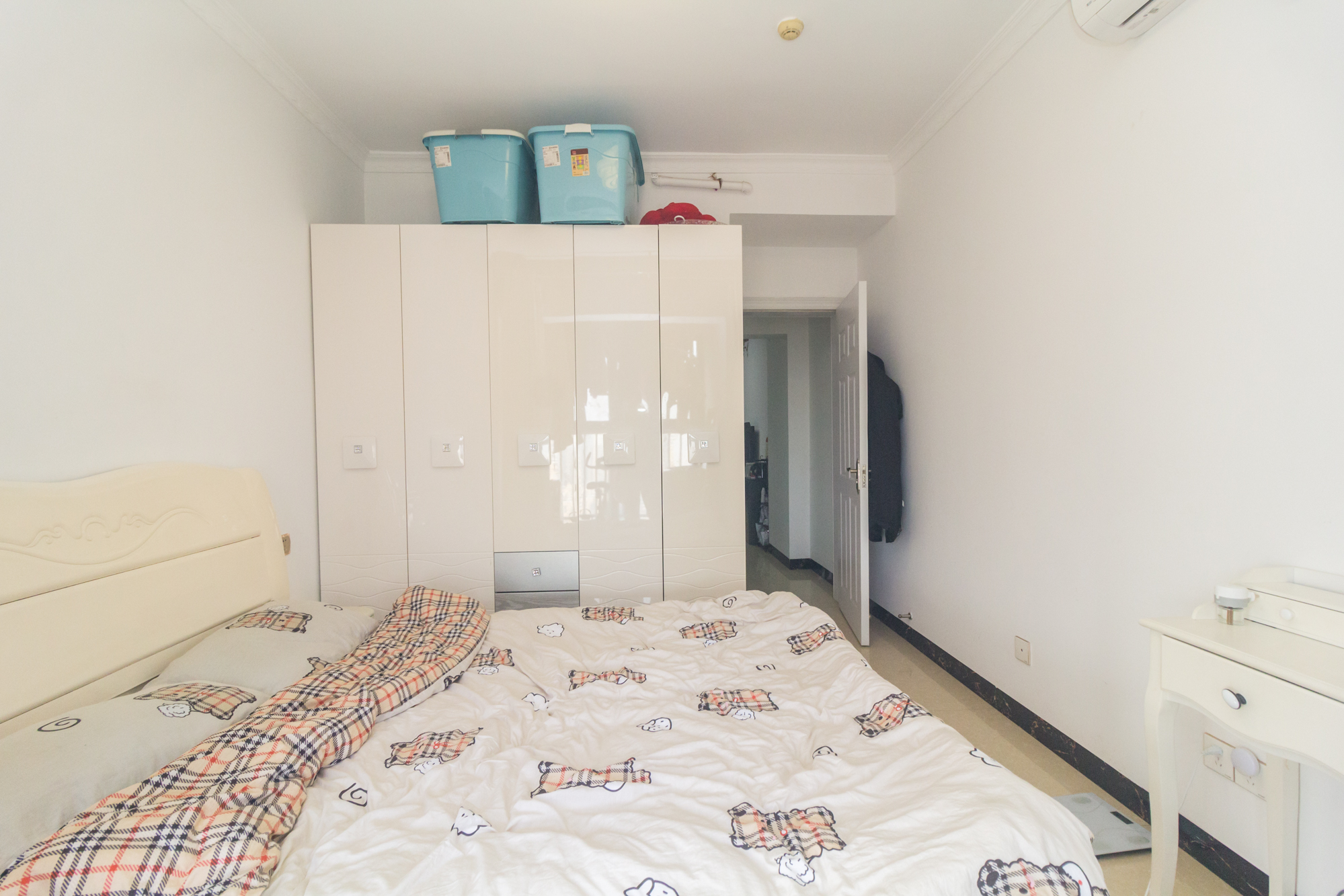 华天LOHO小镇 2室1厅1卫 29.8万 华天LOHO小镇 2室1厅1卫 29.8万卧室