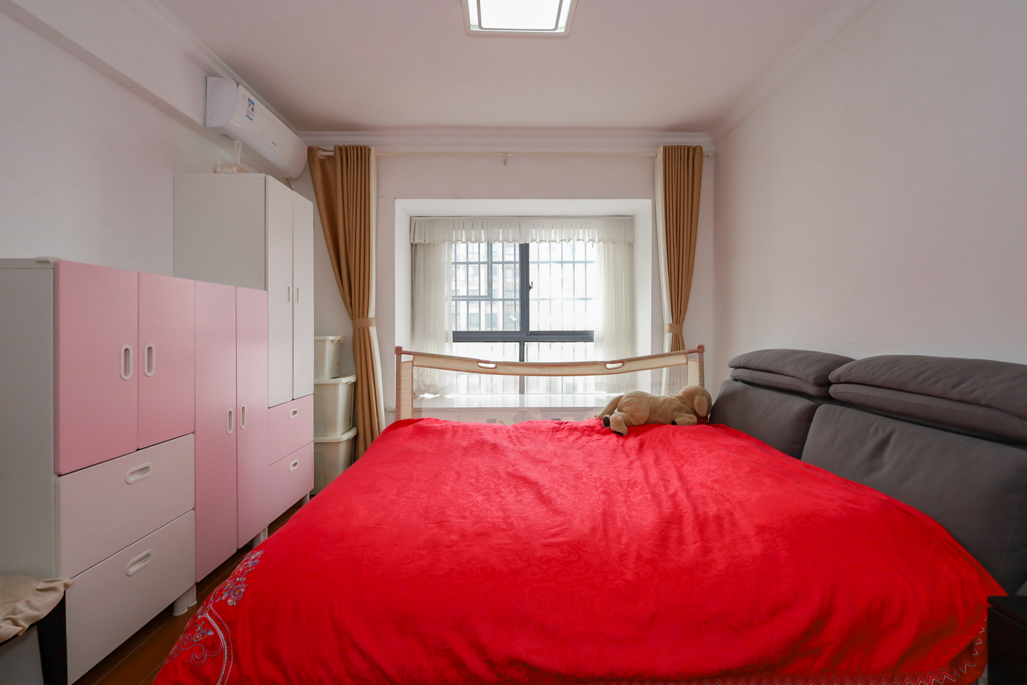 天麓尚层 4室2厅2卫 86.0万 天麓尚层 4室2厅2卫 86.0万卧室