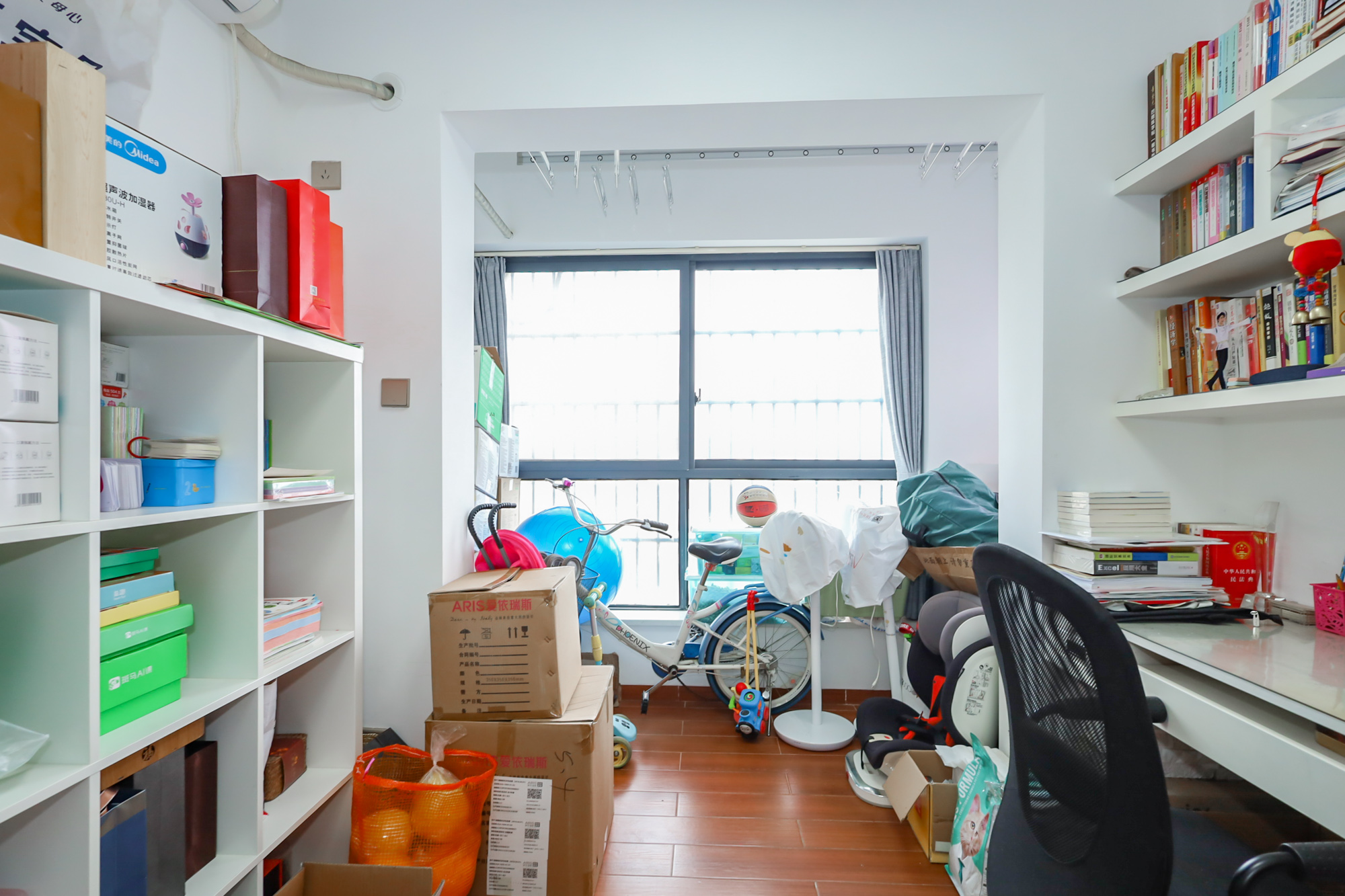 天麓尚层 4室2厅2卫 86.0万 天麓尚层 4室2厅2卫 86.0万卧室