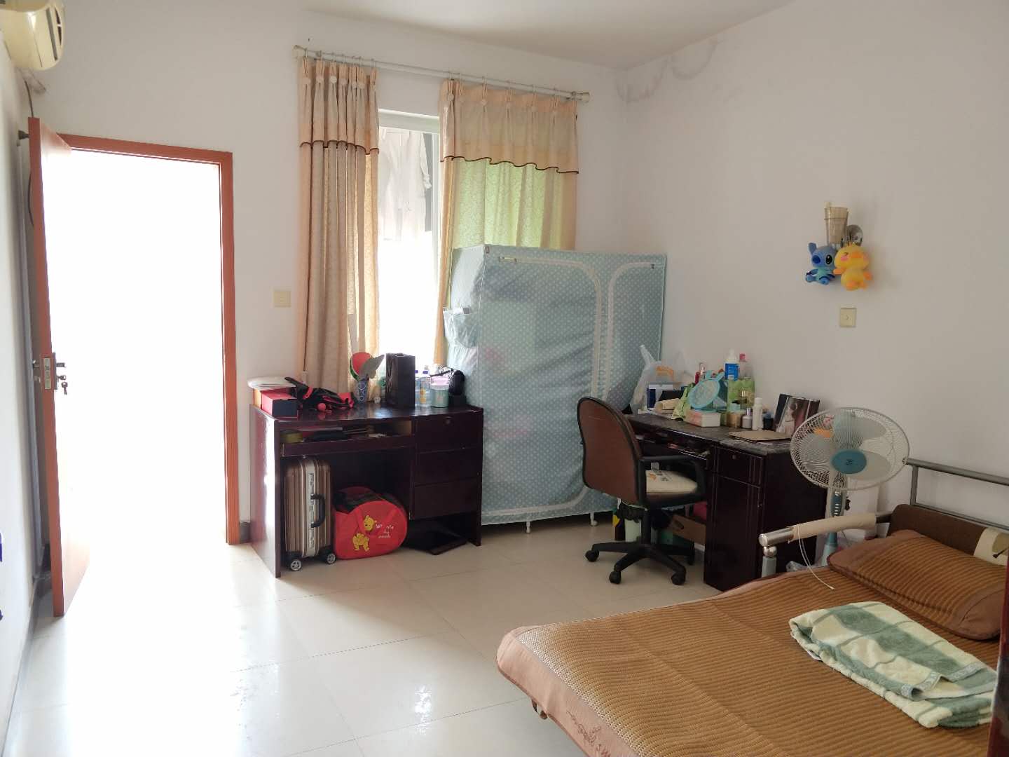 楠湖山庄  4室2厅1卫   75.00万 楠湖山庄  4室2厅1卫   75.00万室内图