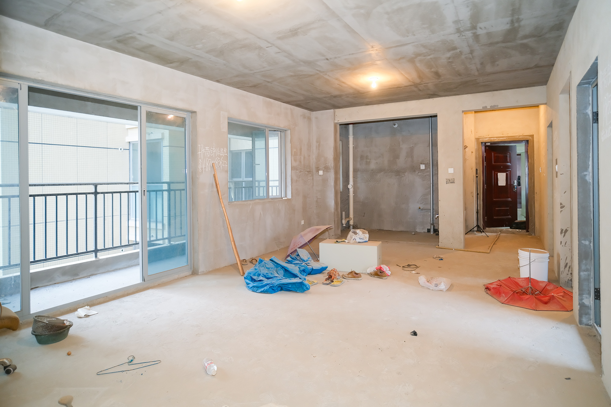 湖湘奥林匹克花园  4室2厅2卫   98.80万 湖湘奥林匹克花园  4室2厅2卫   98.80万客厅