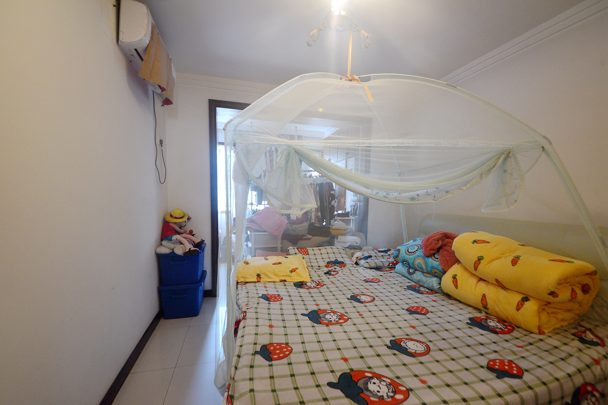 广厦新村  4室2厅2卫    115.0万卧室