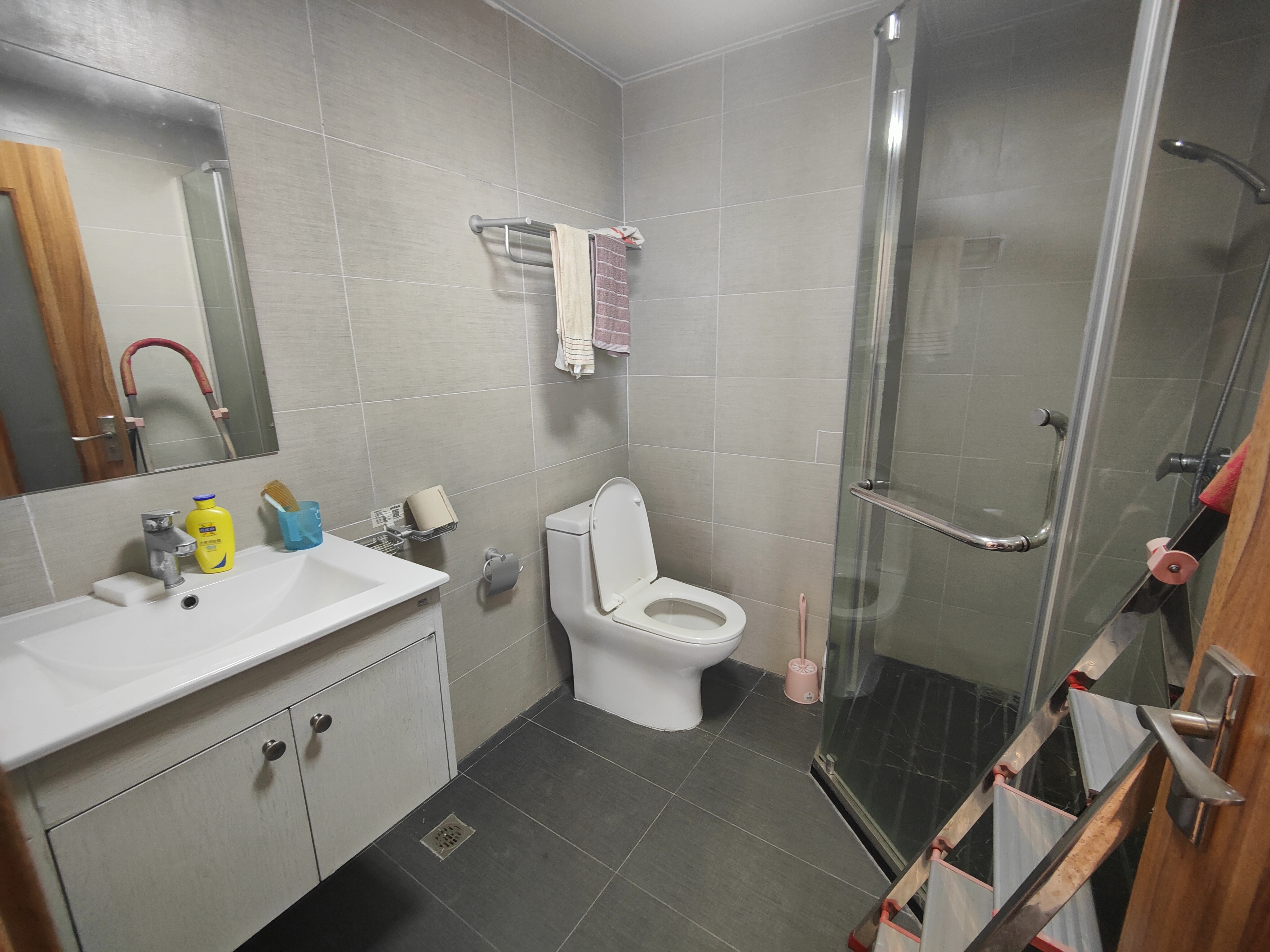 中泰财富湘江 1室1厅1卫 45.0万 中泰财富湘江 1室1厅1卫 45.0万室内图