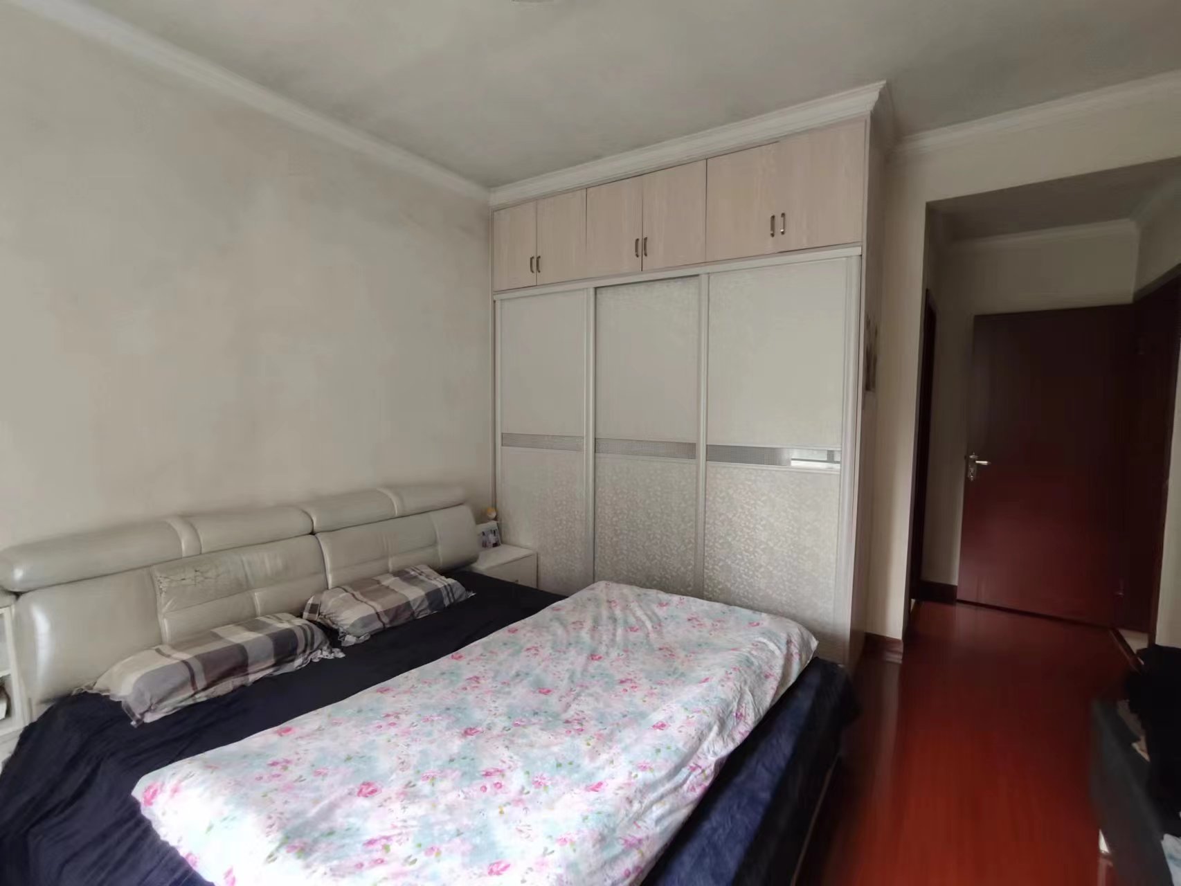 康桥美郡 3室2厅1卫 80.0万 康桥美郡 3室2厅1卫 80.0万室内图