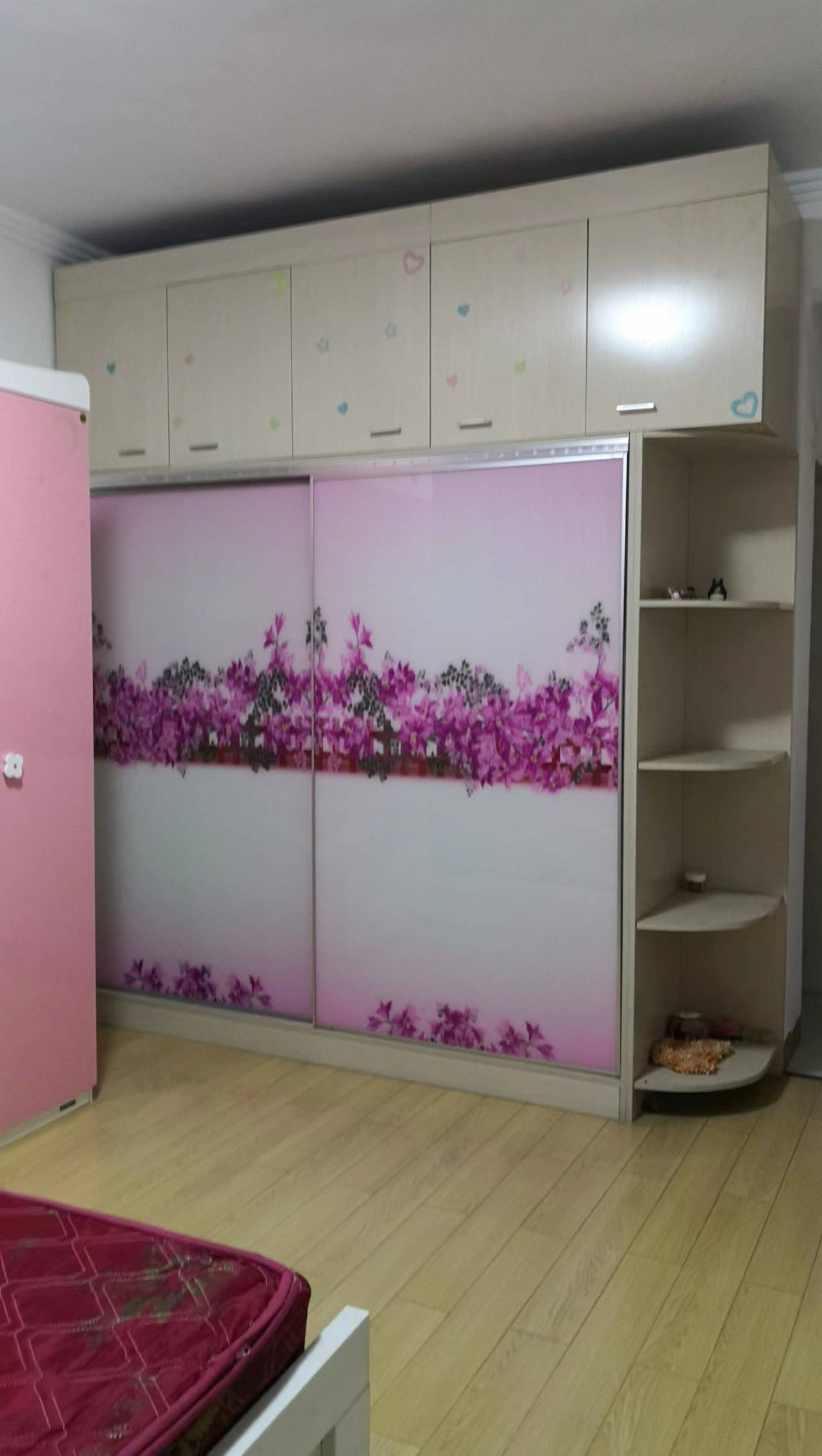 龙凤花园  3室2厅2卫   1500.00元/月室内图