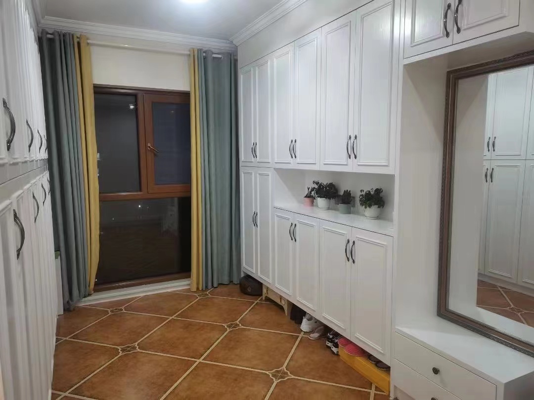 城市公园 3室2厅2卫 85.00万 城市公园 3室2厅2卫 85.00万室内图