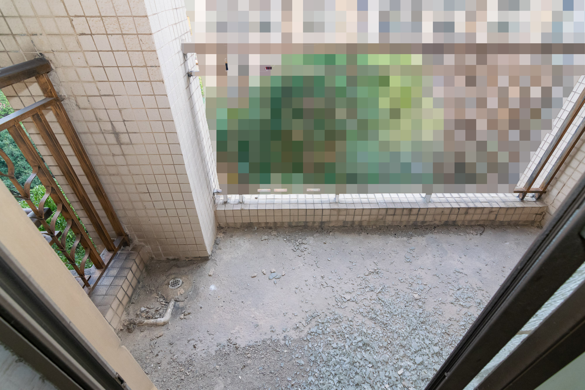 长沙玫瑰园  3室2厅2卫   110.00万阳台