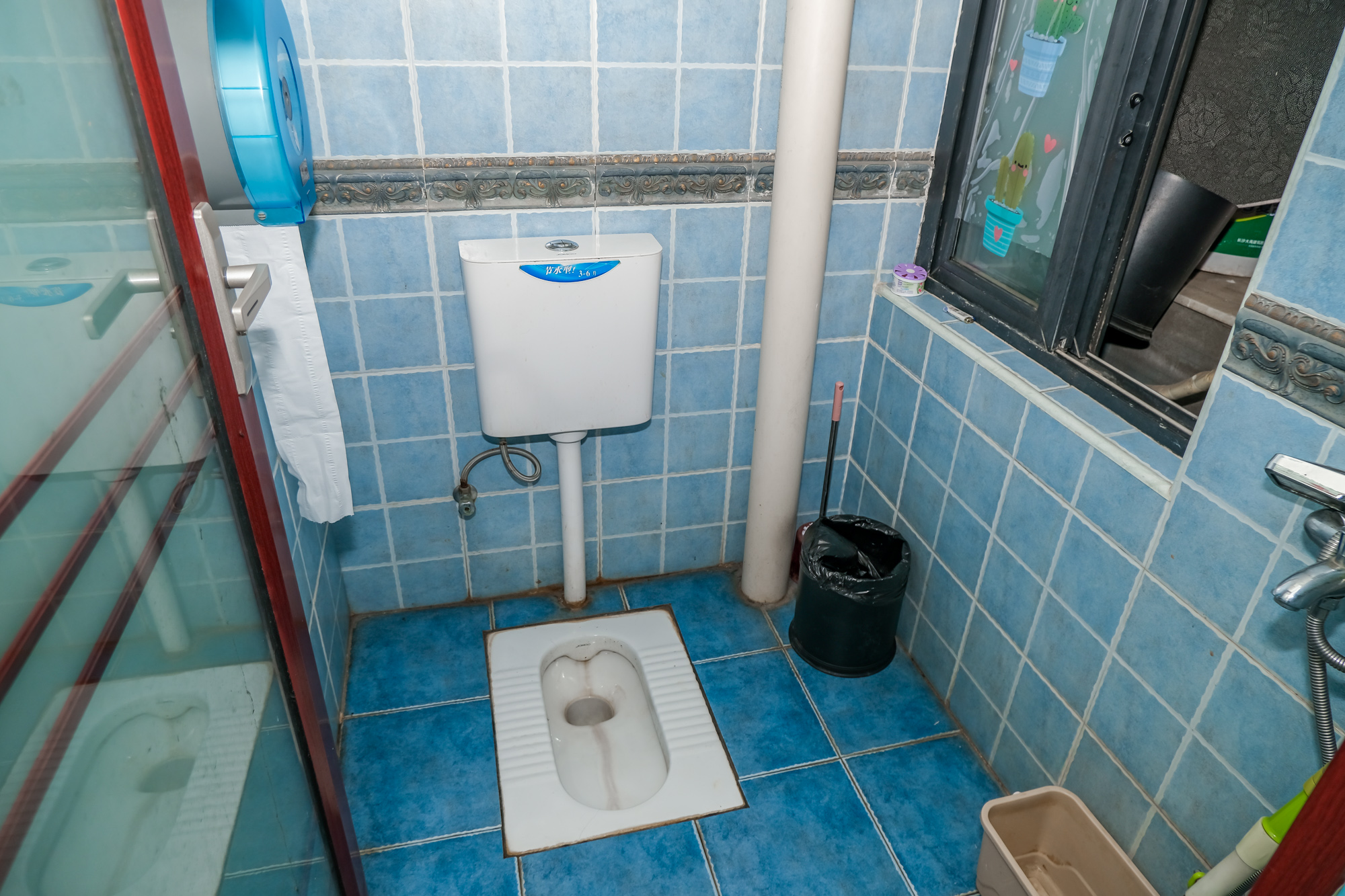 红树湾 3室2厅1卫 65.00万 红树湾 3室2厅1卫 65.00万卫生间