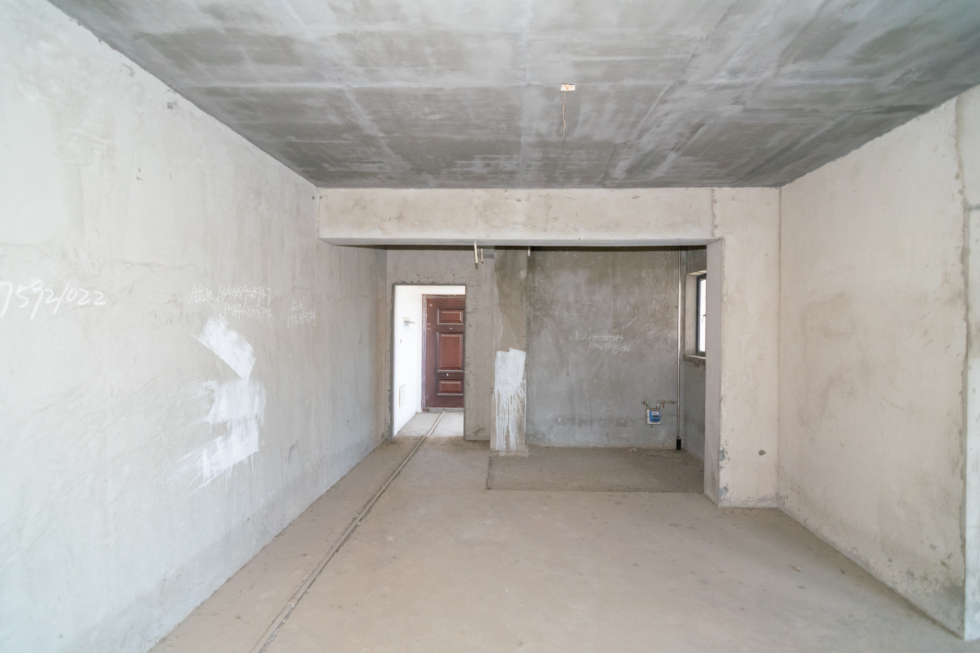 Cross尚公馆  4室2厅2卫   99.00万 Cross尚公馆  4室2厅2卫   99.00万客厅